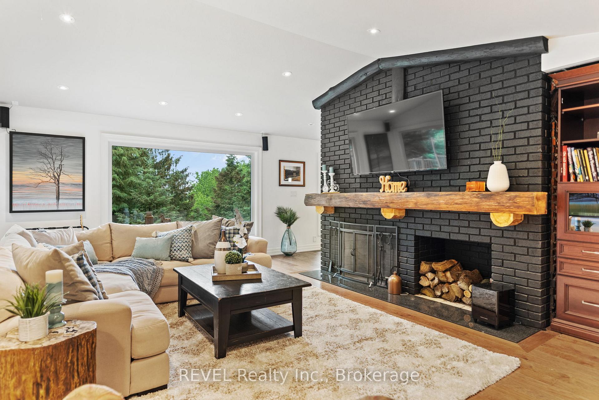 Photo 6 of 2027 Hansler Street, Pelham, North Pelham — HOMEH