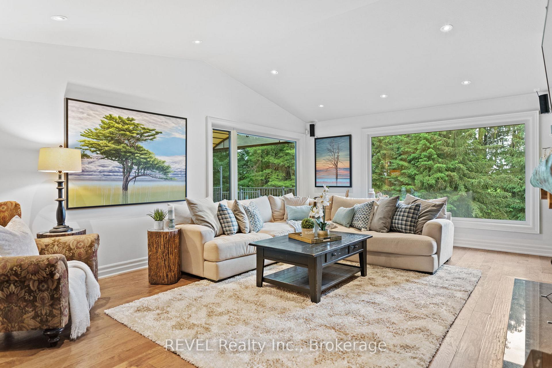Photo 7 of 2027 Hansler Street, Pelham, North Pelham — HOMEH