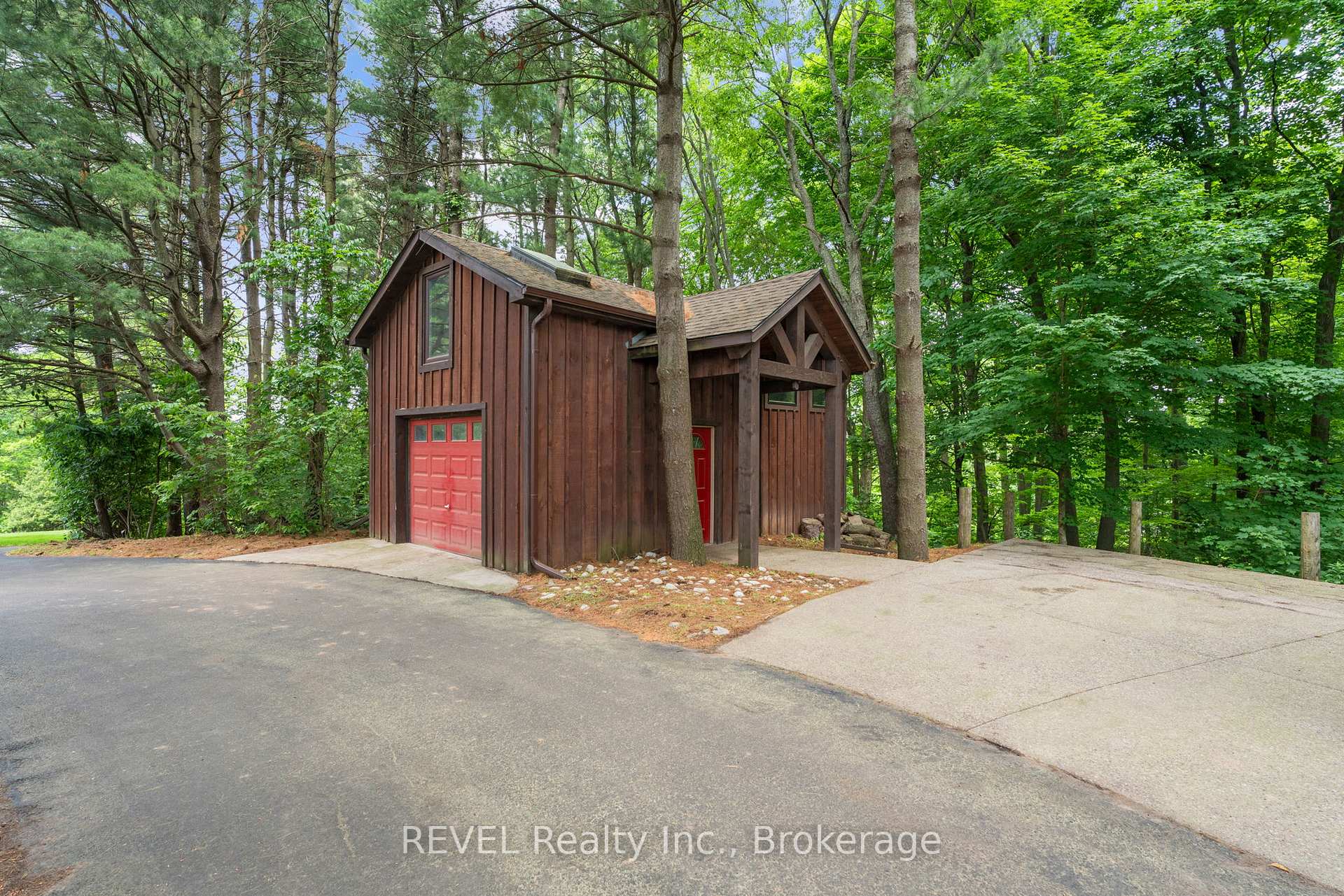 Photo 34 of 2027 Hansler Street, Pelham, North Pelham — HOMEH