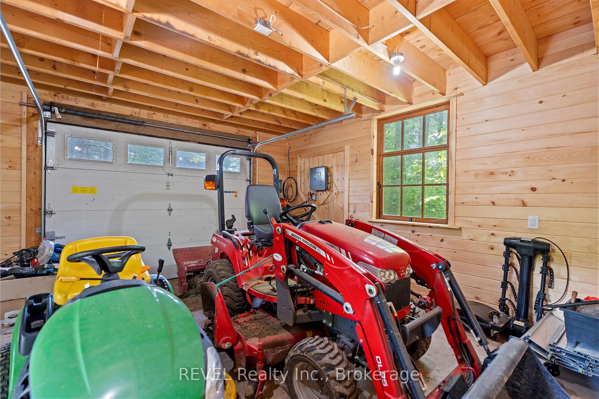 Photo 38 of 2027 Hansler Street, Pelham, North Pelham — HOMEH