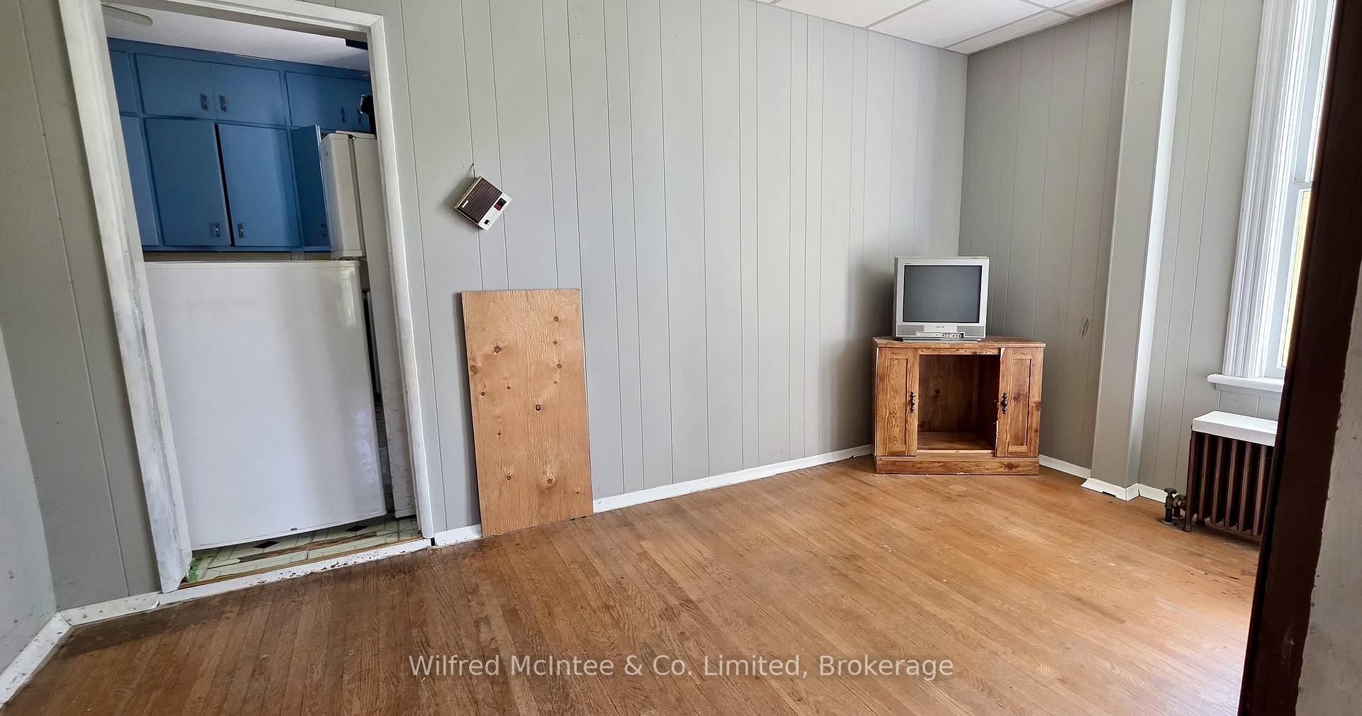 Photo 6 of 195 Minnie Street, North Huron, Wingham — HOMEH