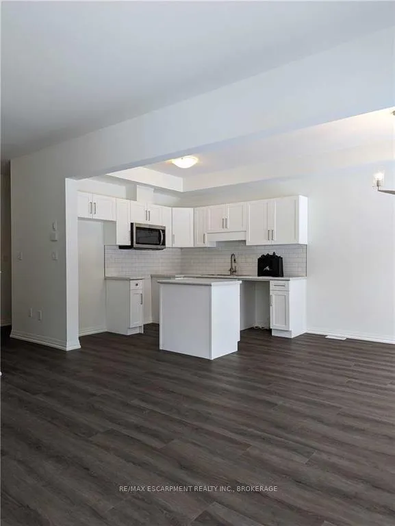 Photo 5 of Unit 64, 4552 Portage Road, Niagara Falls, Cherrywood — HOMEH