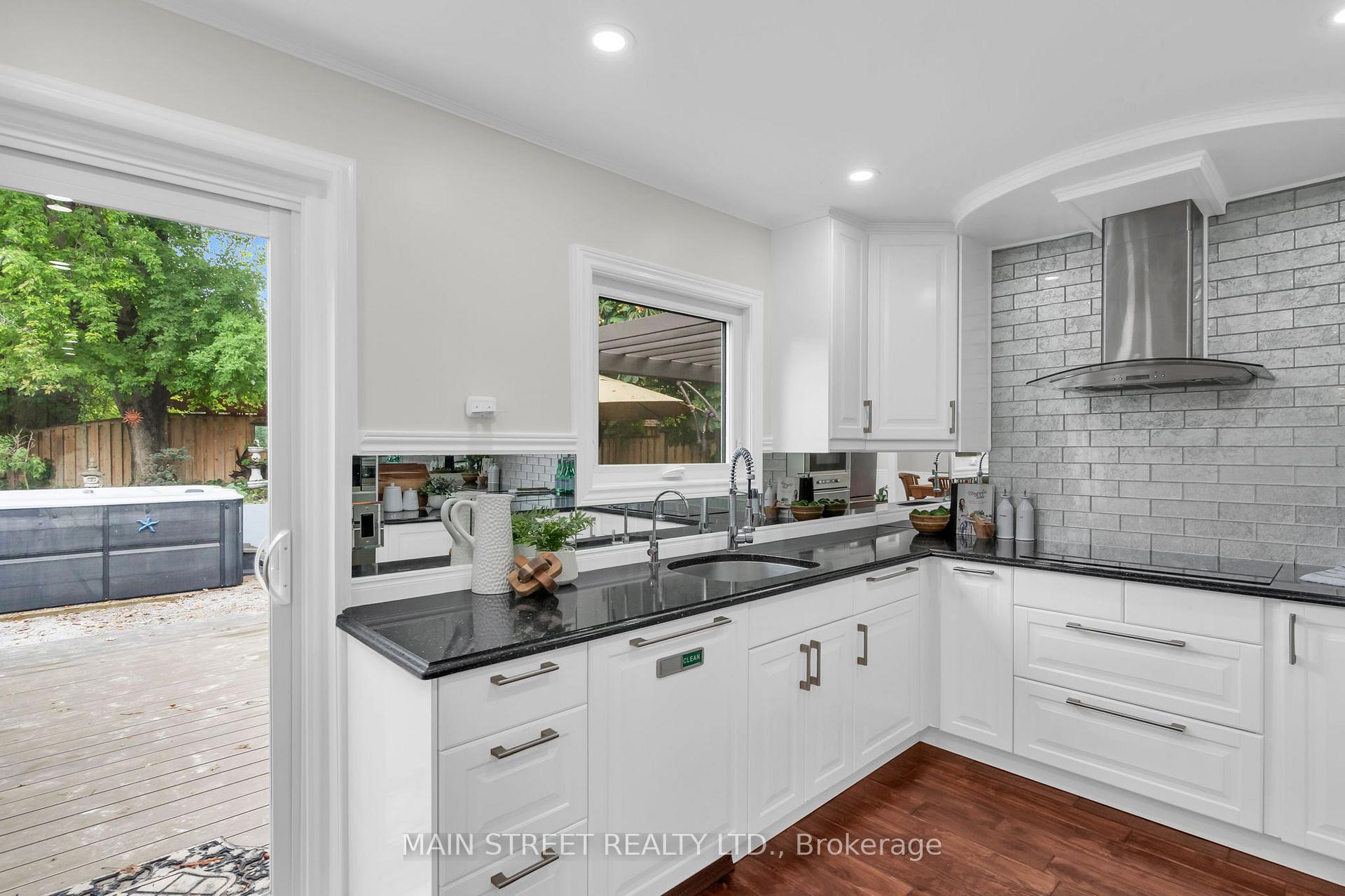 Photo 9 of 255 Malton Road, Newmarket, Bristol-London — HOMEH
