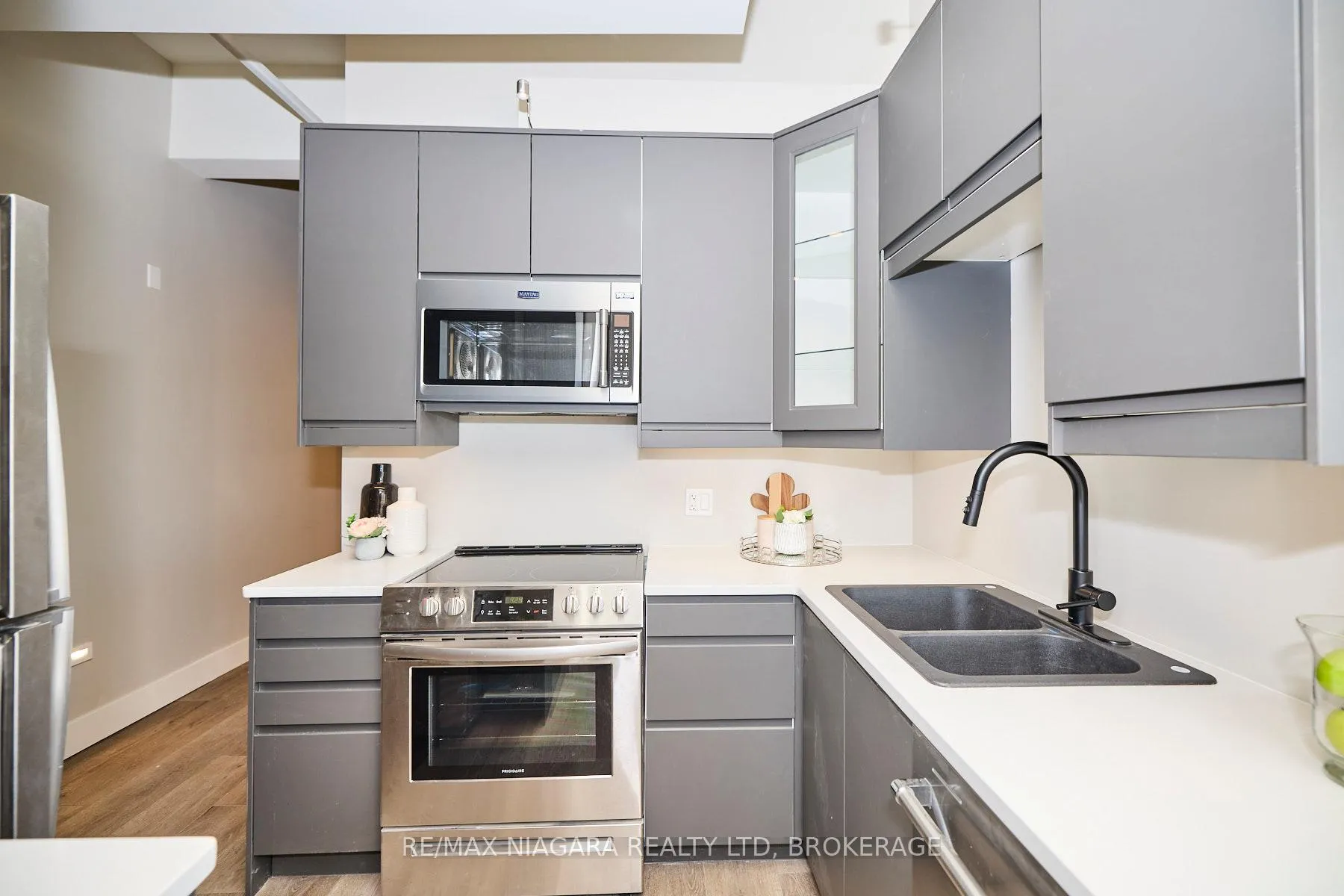 Photo 4 of Unit 201, 1440 Pelham Street, Pelham, Fonthill — HOMEH