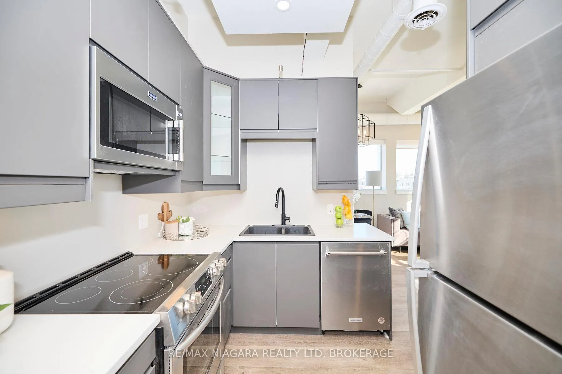 Photo 5 of Unit 201, 1440 Pelham Street, Pelham, Fonthill — HOMEH