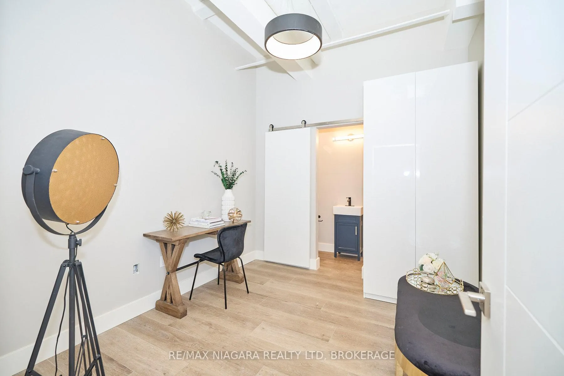 Photo 8 of Unit 201, 1440 Pelham Street, Pelham, Fonthill — HOMEH