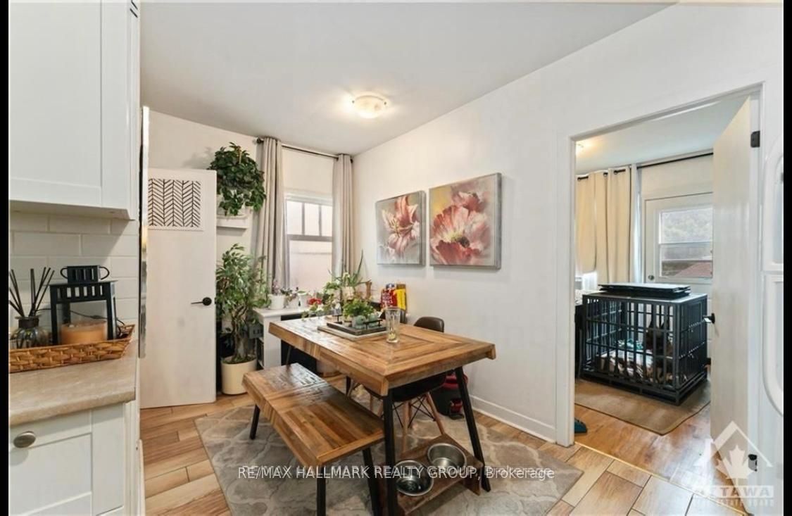 Photo 7 of Unit 2, 9 Acacia Avenue, Ottawa, Lindenlea — HOMEH