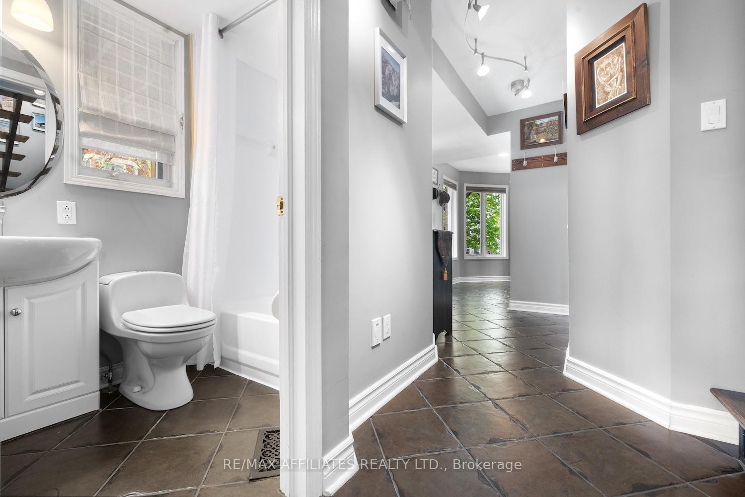 Photo 11 of 255 Kent Street, Ottawa, Ottawa Centre — HOMEH