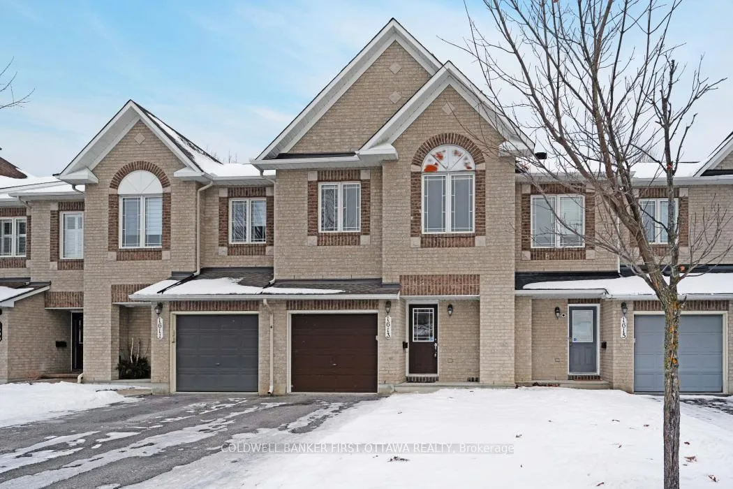 Front of 1613 Henri Lauzon Street