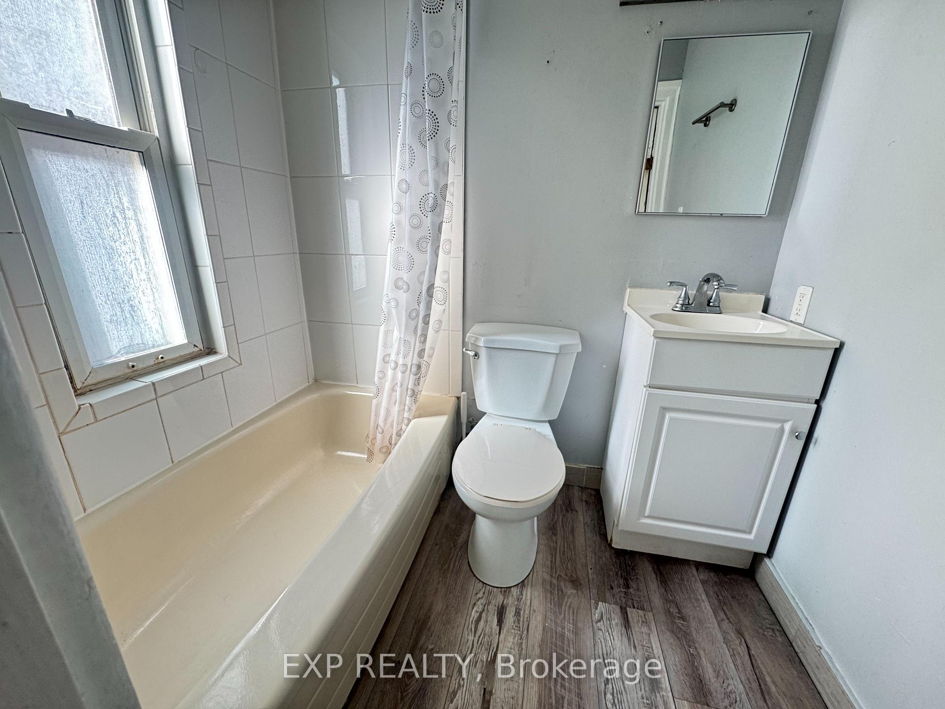 Photo 10 of 5205 Palmer Avenue, Niagara Falls, Downtown — HOMEH