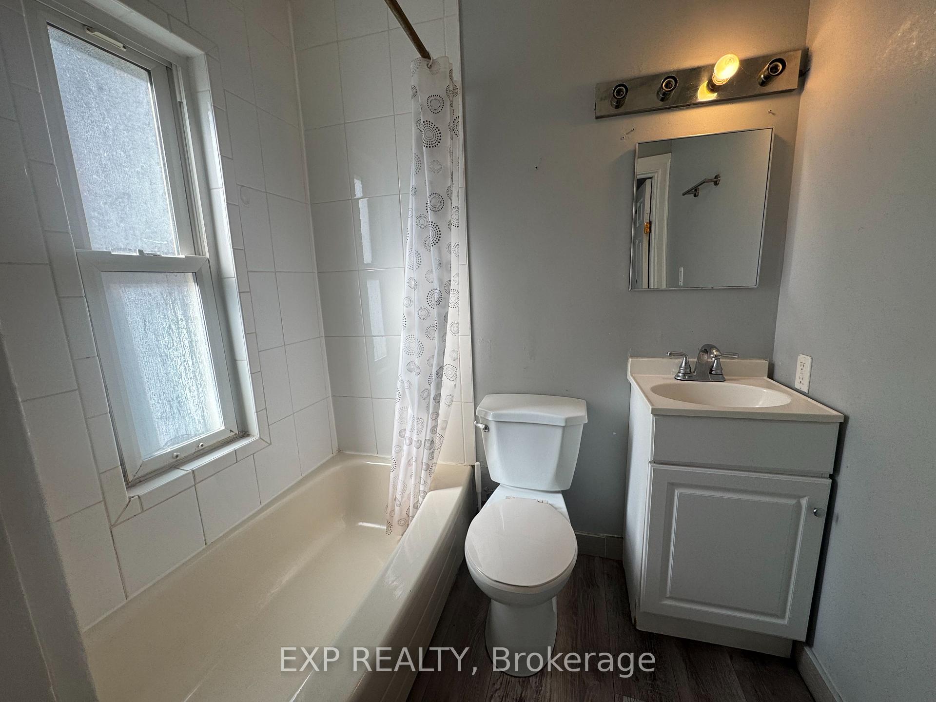 Photo 11 of 5205 Palmer Avenue, Niagara Falls, Downtown — HOMEH