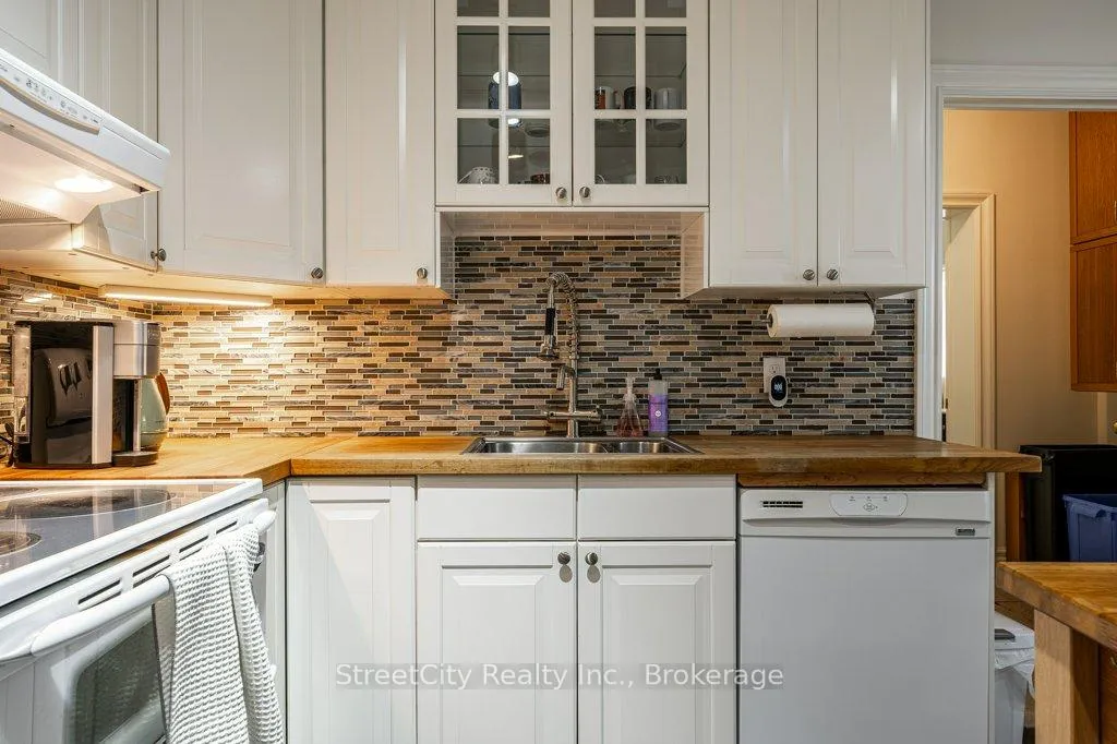 Photo 17 of 2215 34 Line, Perth East, Shakespeare — HOMEH