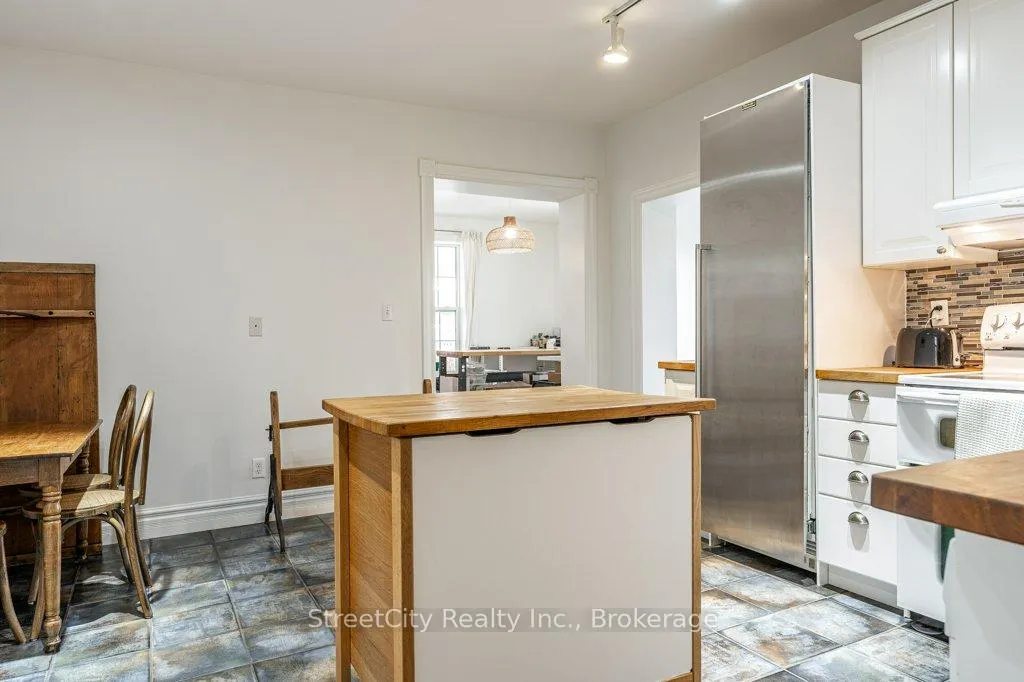 Photo 19 of 2215 34 Line, Perth East, Shakespeare — HOMEH