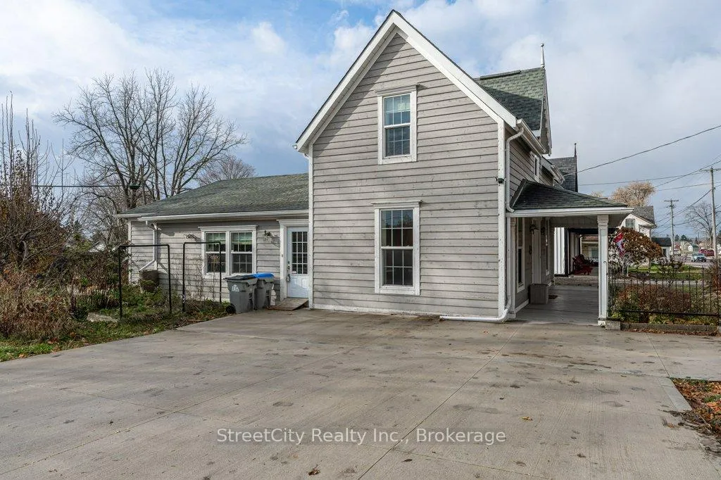 Photo 31 of 2215 34 Line, Perth East, Shakespeare — HOMEH
