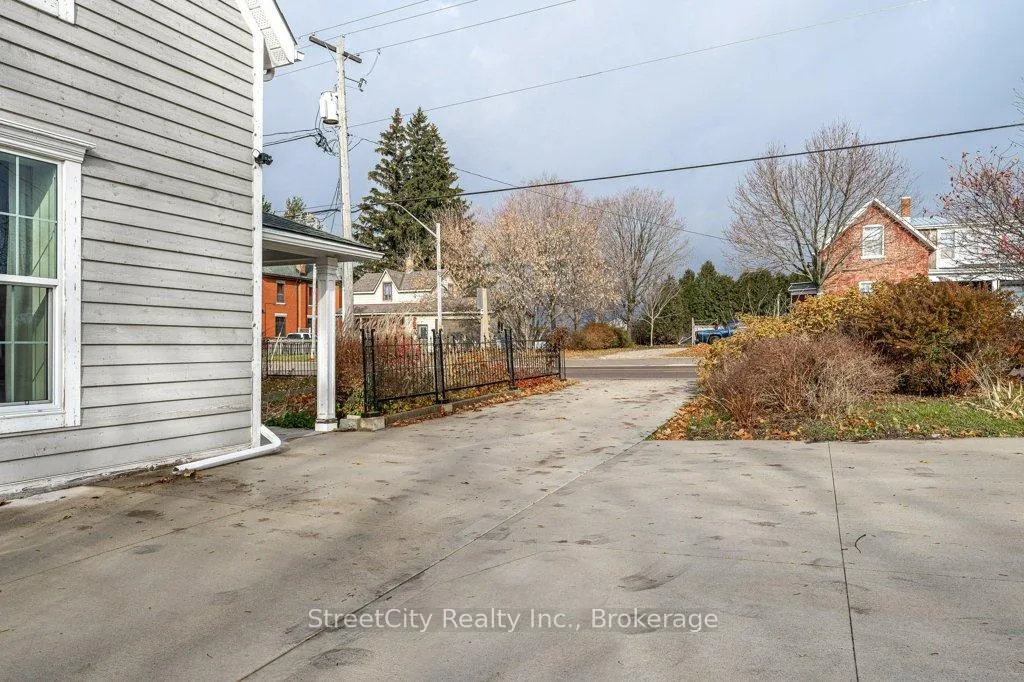 Photo 32 of 2215 34 Line, Perth East, Shakespeare — HOMEH