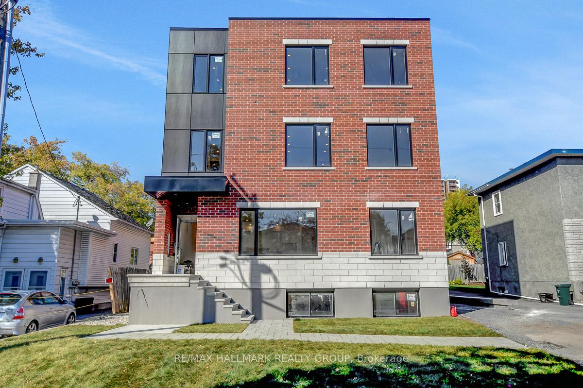 Photo 1 of Unit 5, 199 Columbus Avenue, Ottawa, Overbrook/Castle Heights — HOMEH