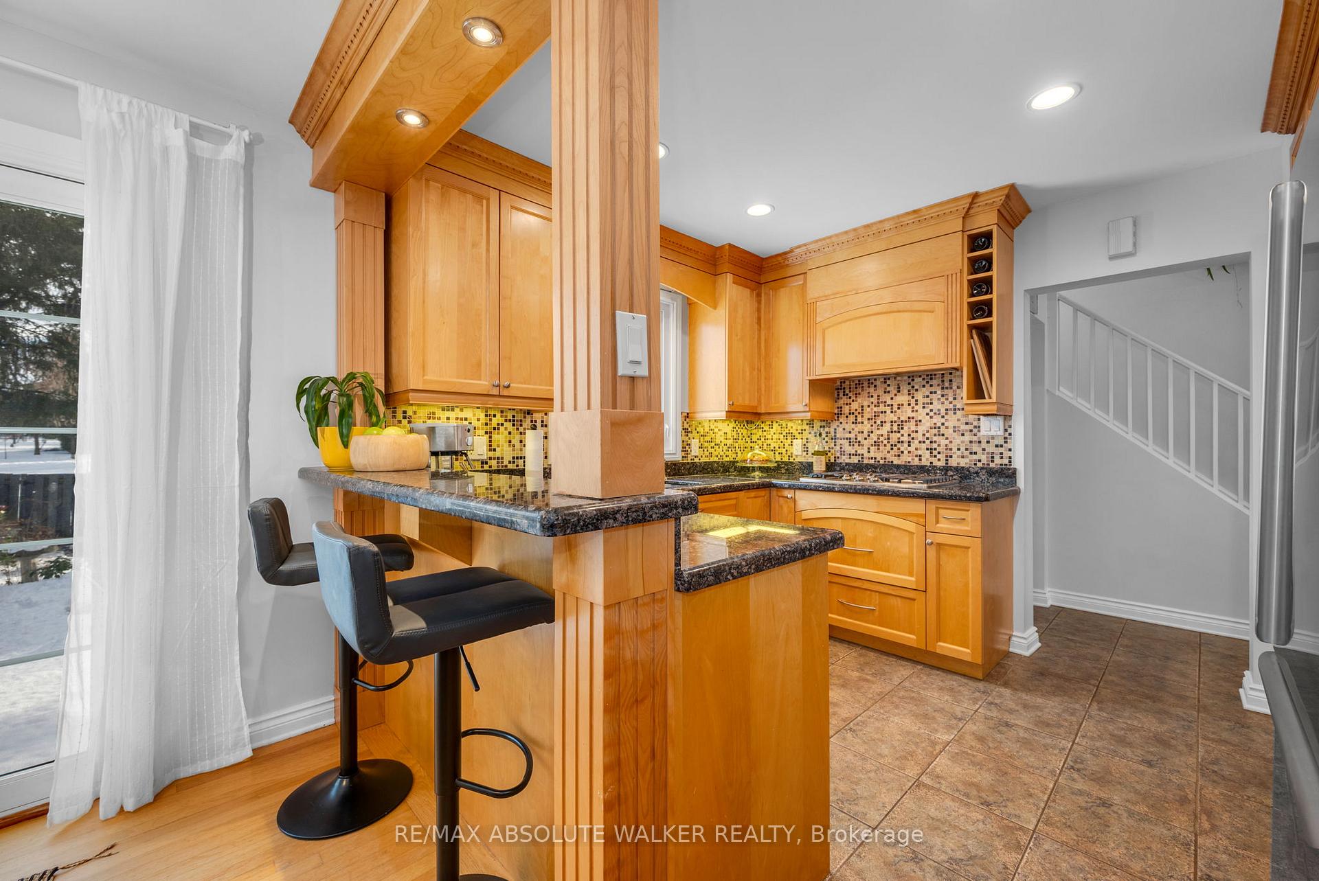 Photo 12 of 2698 Iris Street, Ottawa, Queensway Terrace South/Ridgeview — HOMEH