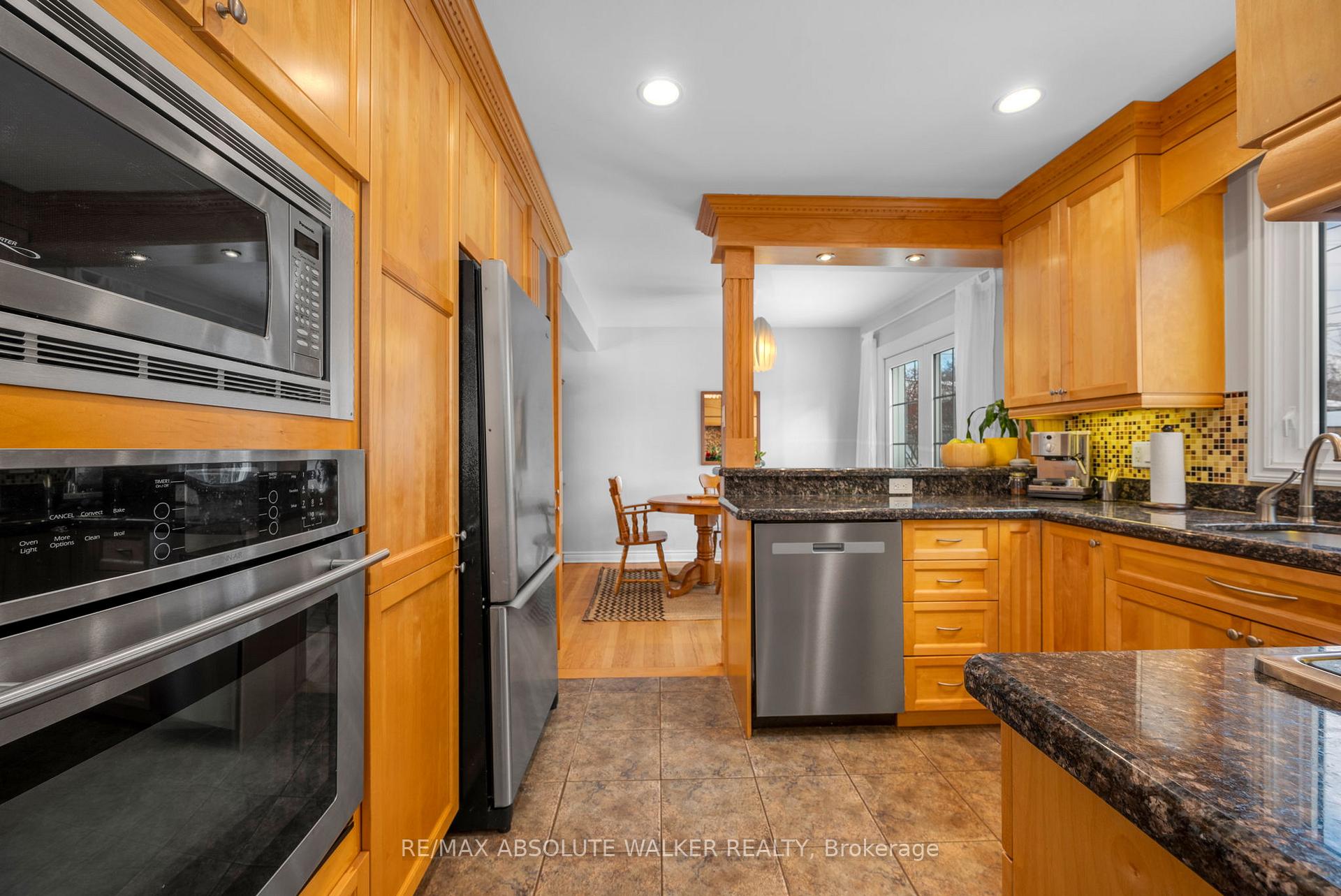 Photo 15 of 2698 Iris Street, Ottawa, Queensway Terrace South/Ridgeview — HOMEH
