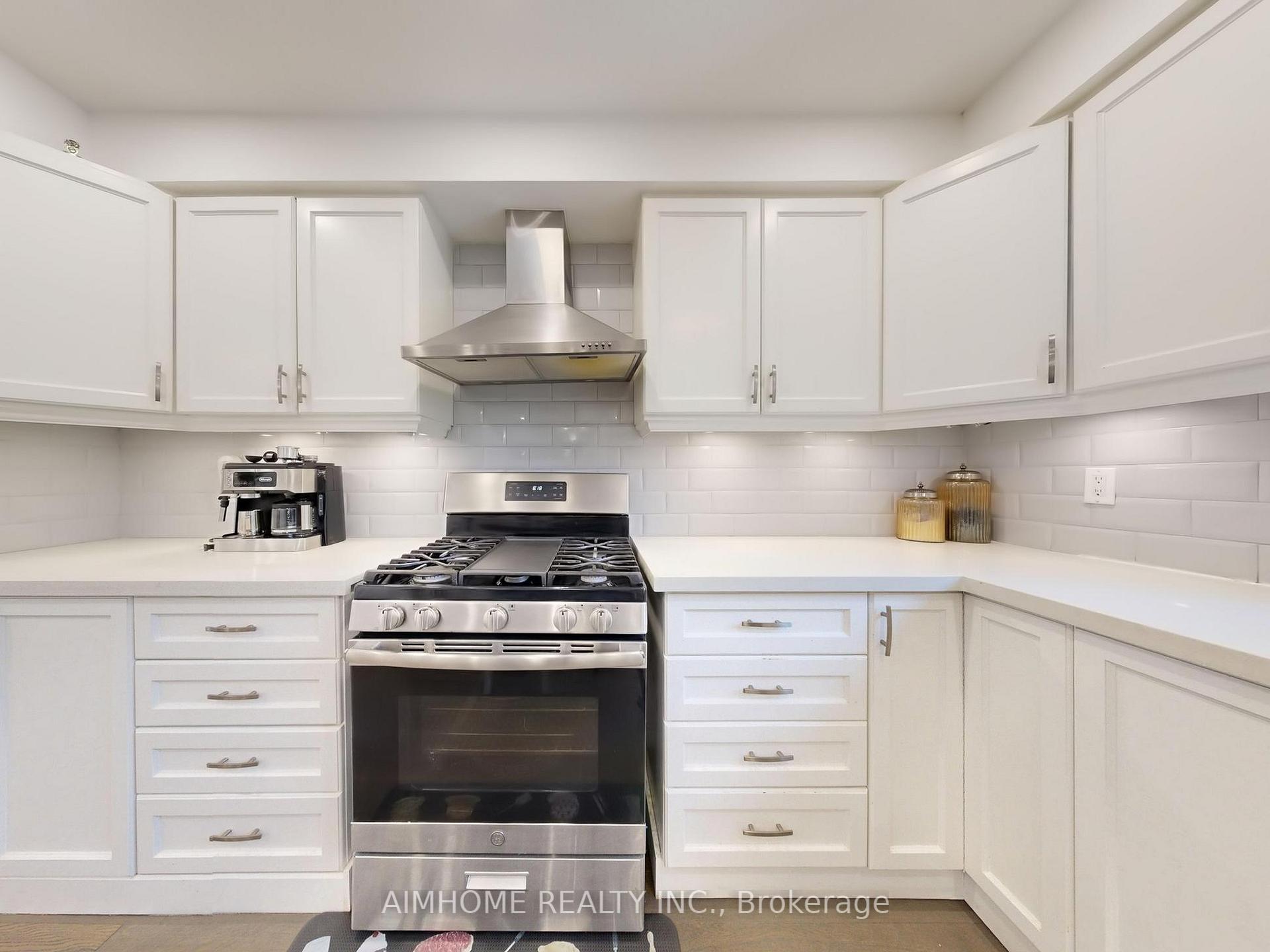 Photo 16 of 342 Savage Road, Newmarket, Armitage — HOMEH