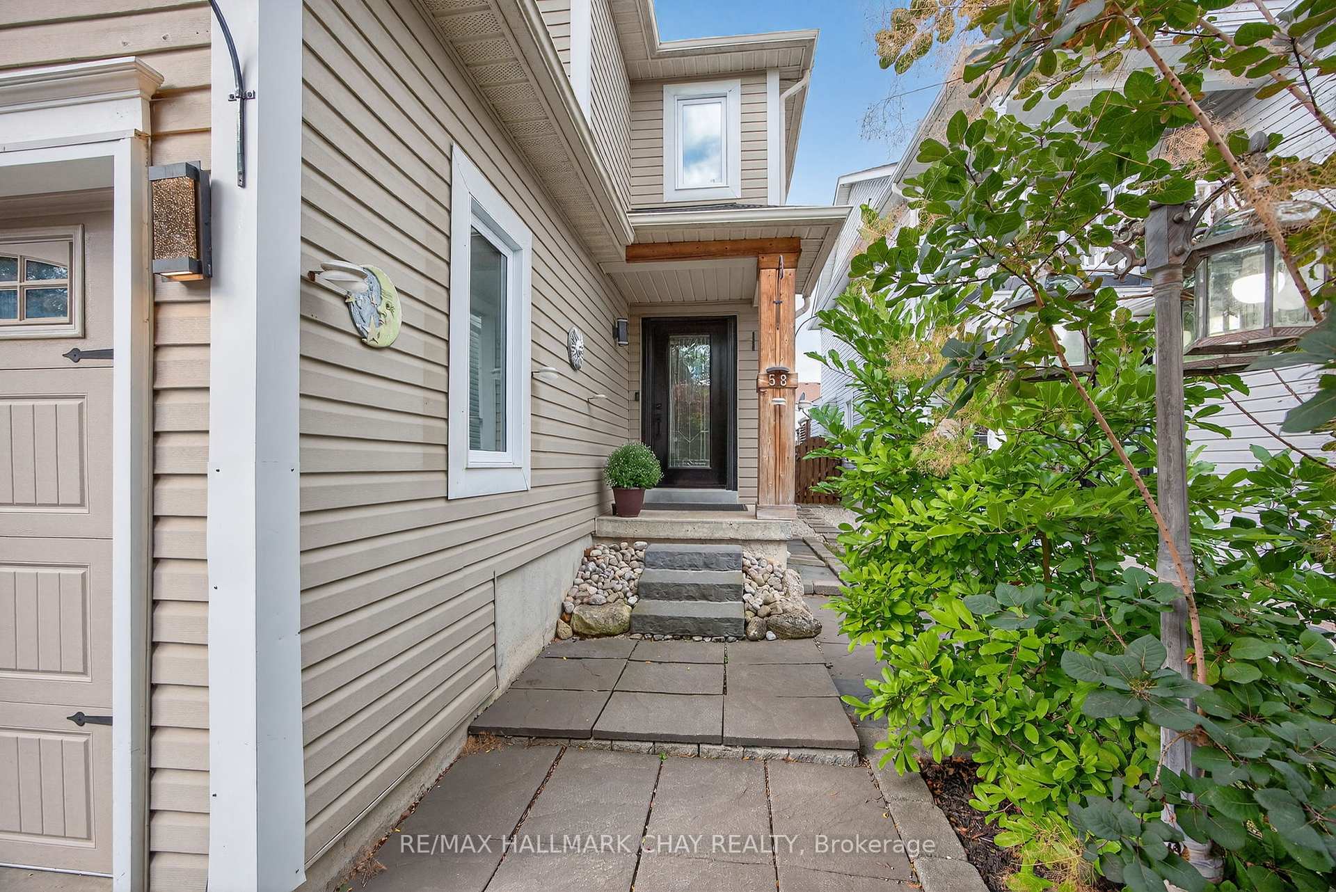 Photo 4 of 58 McCurdy Drive, New Tecumseth, Tottenham — HOMEH