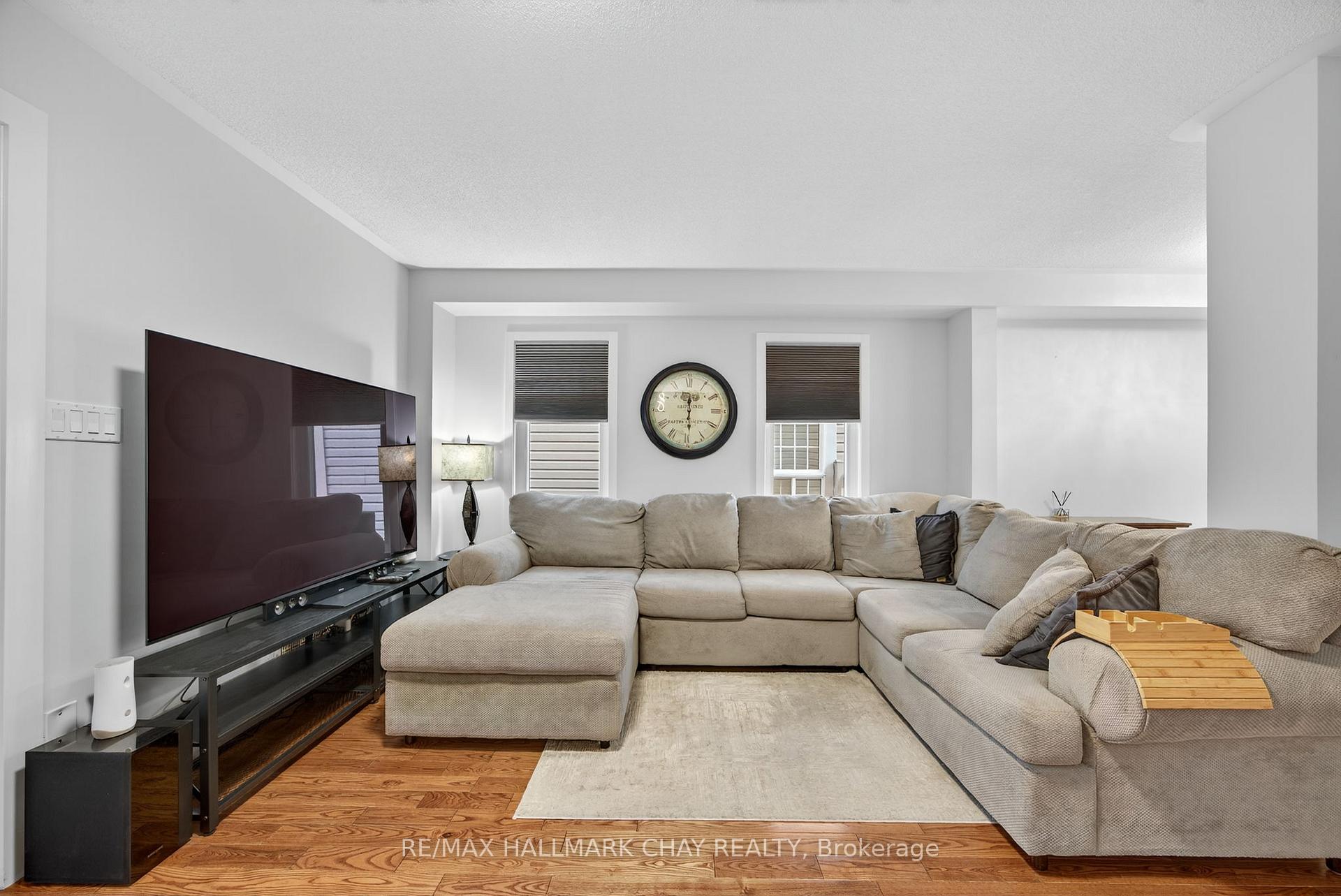 Photo 6 of 58 McCurdy Drive, New Tecumseth, Tottenham — HOMEH
