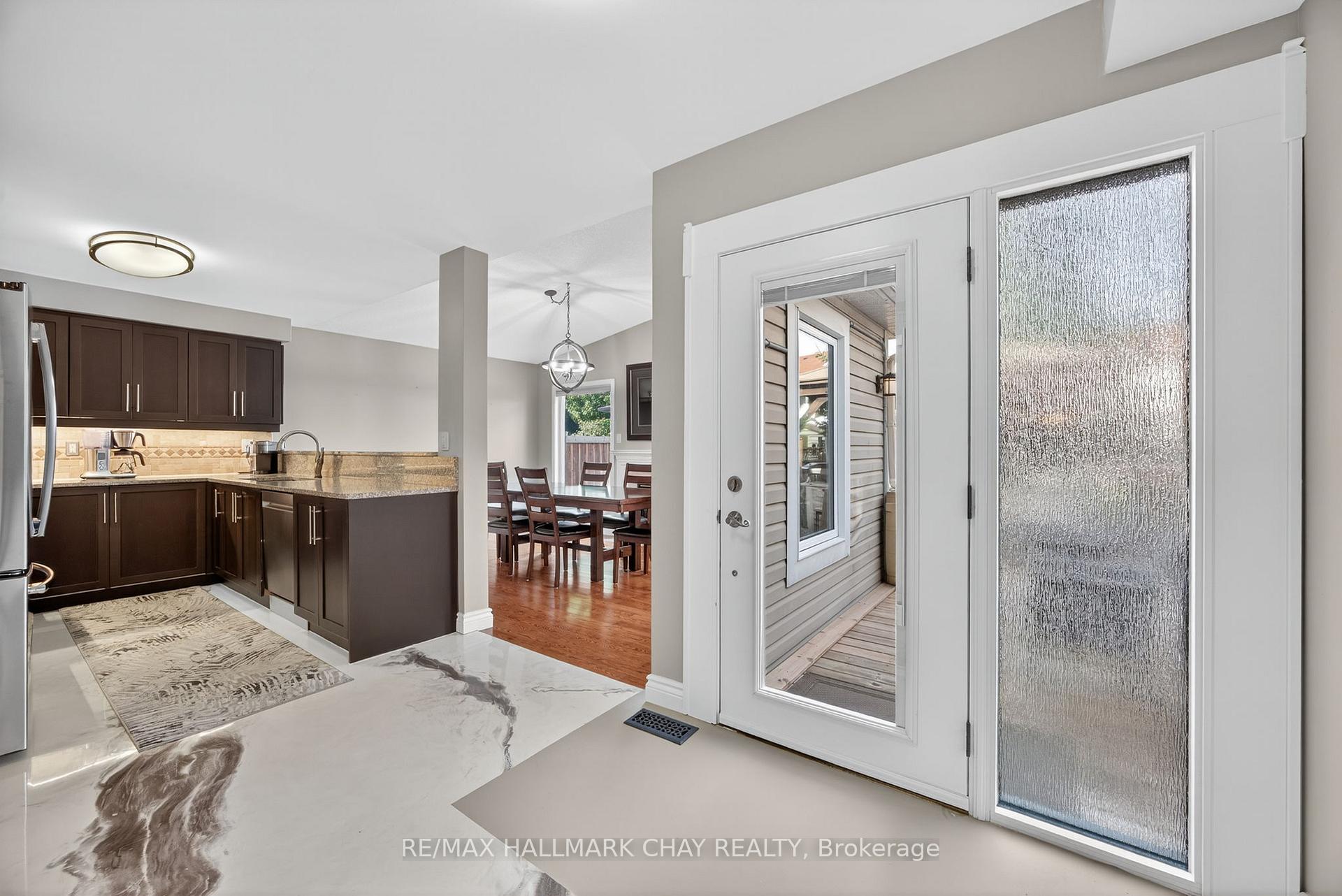 Photo 19 of 58 McCurdy Drive, New Tecumseth, Tottenham — HOMEH