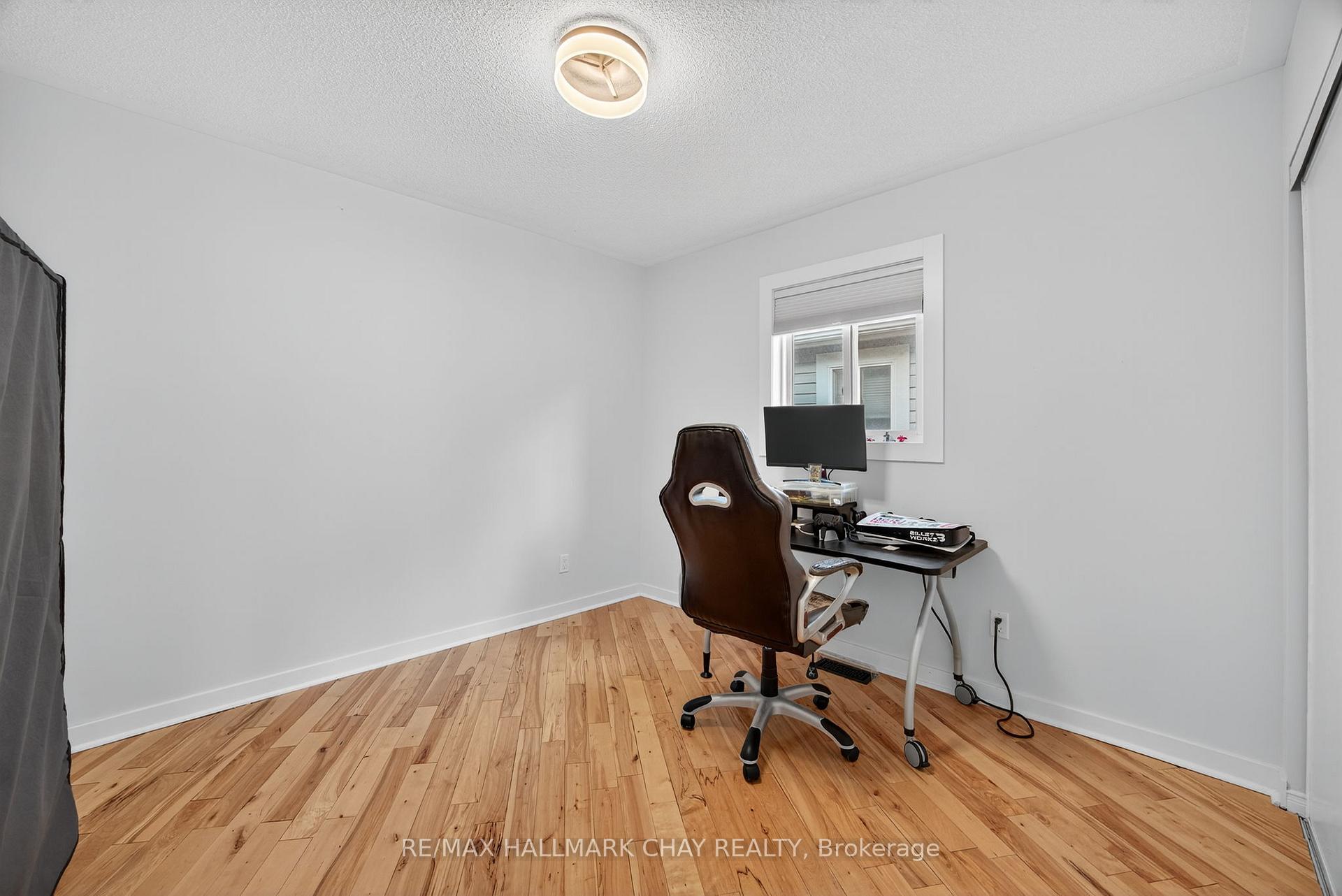 Photo 39 of 58 McCurdy Drive, New Tecumseth, Tottenham — HOMEH