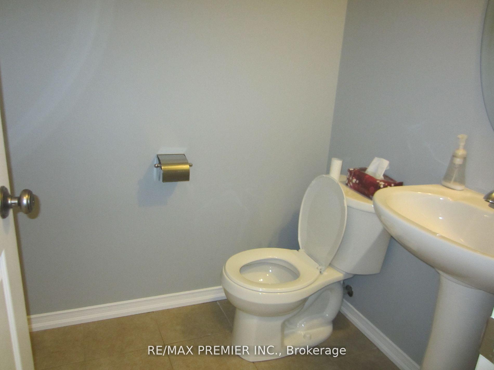 Photo 11 of 21 Hoard Avenue, New Tecumseth, Alliston — HOMEH