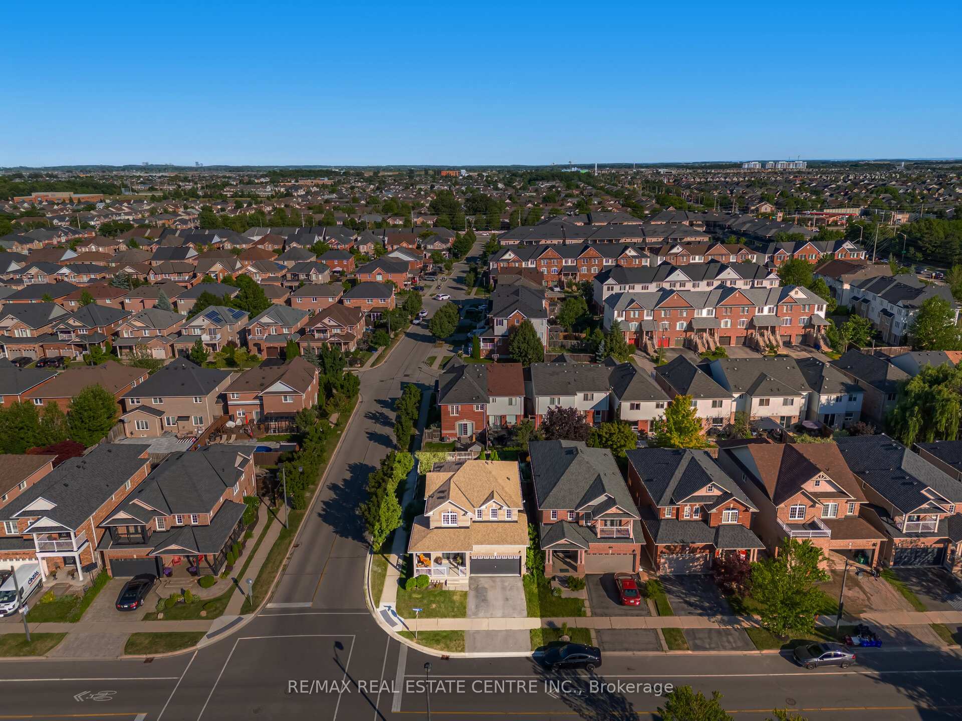 Photo 3 of 1046 Costigan Road, Milton, Clarke — HOMEH