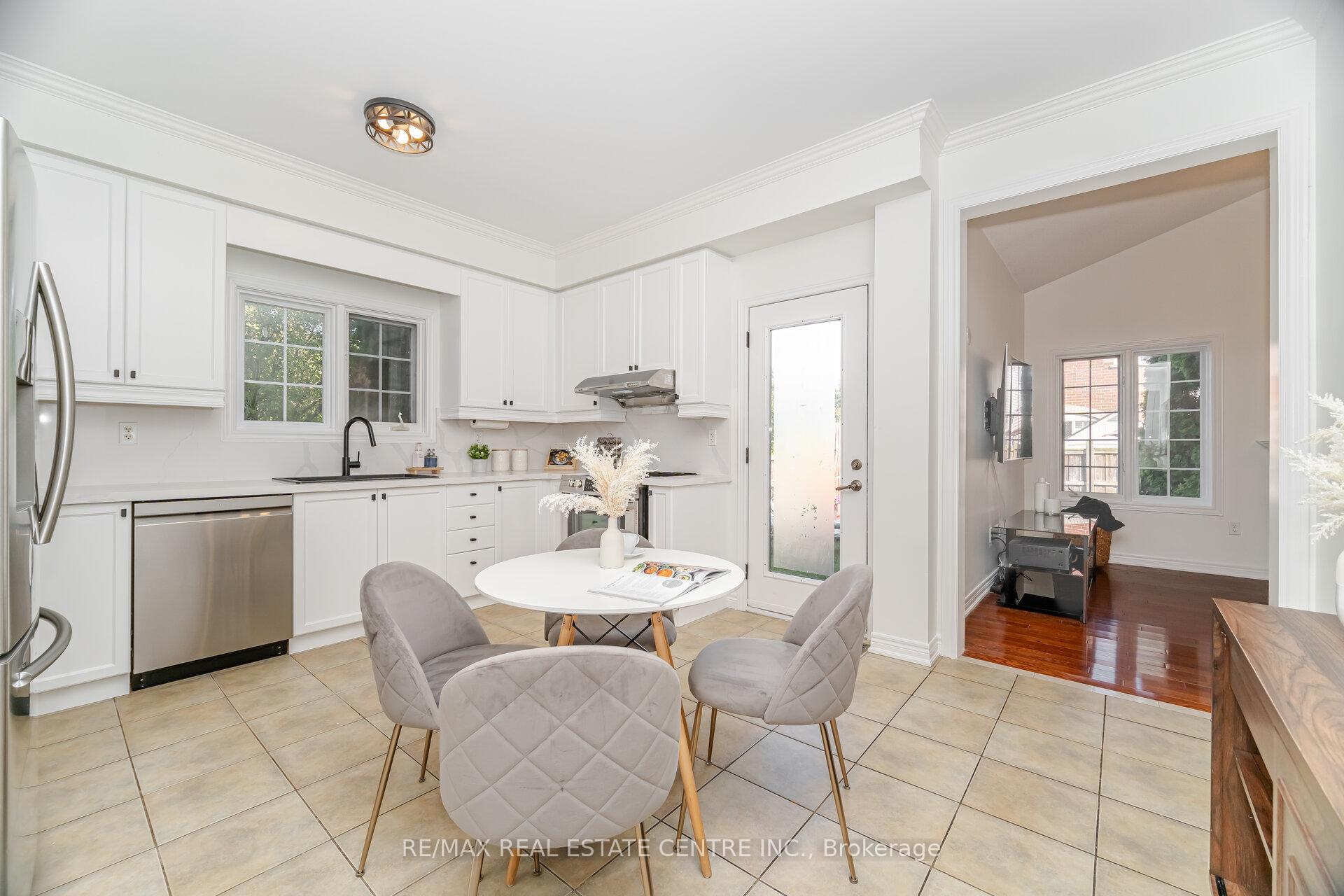 Photo 9 of 1046 Costigan Road, Milton, Clarke — HOMEH