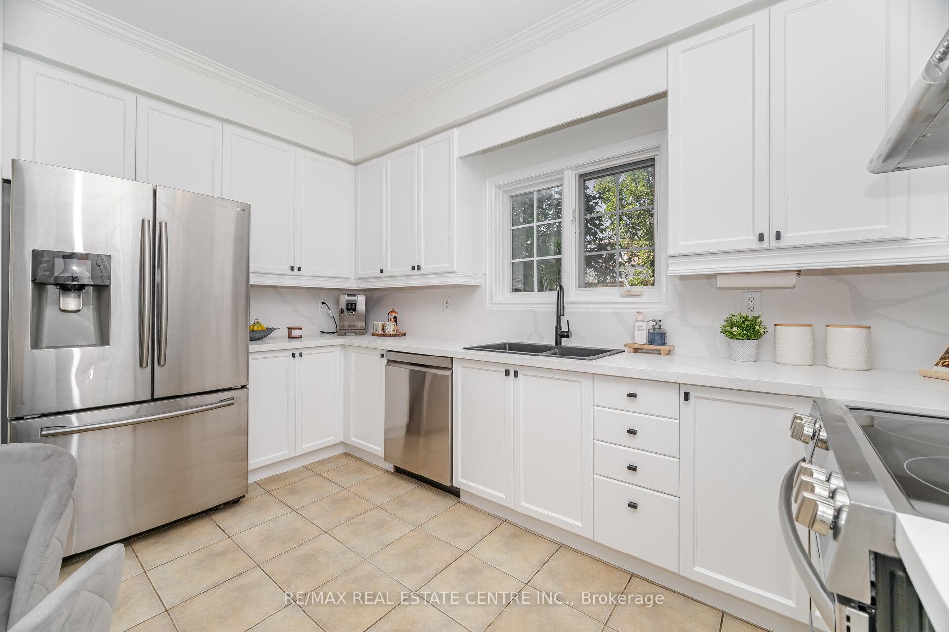 Photo 12 of 1046 Costigan Road, Milton, Clarke — HOMEH