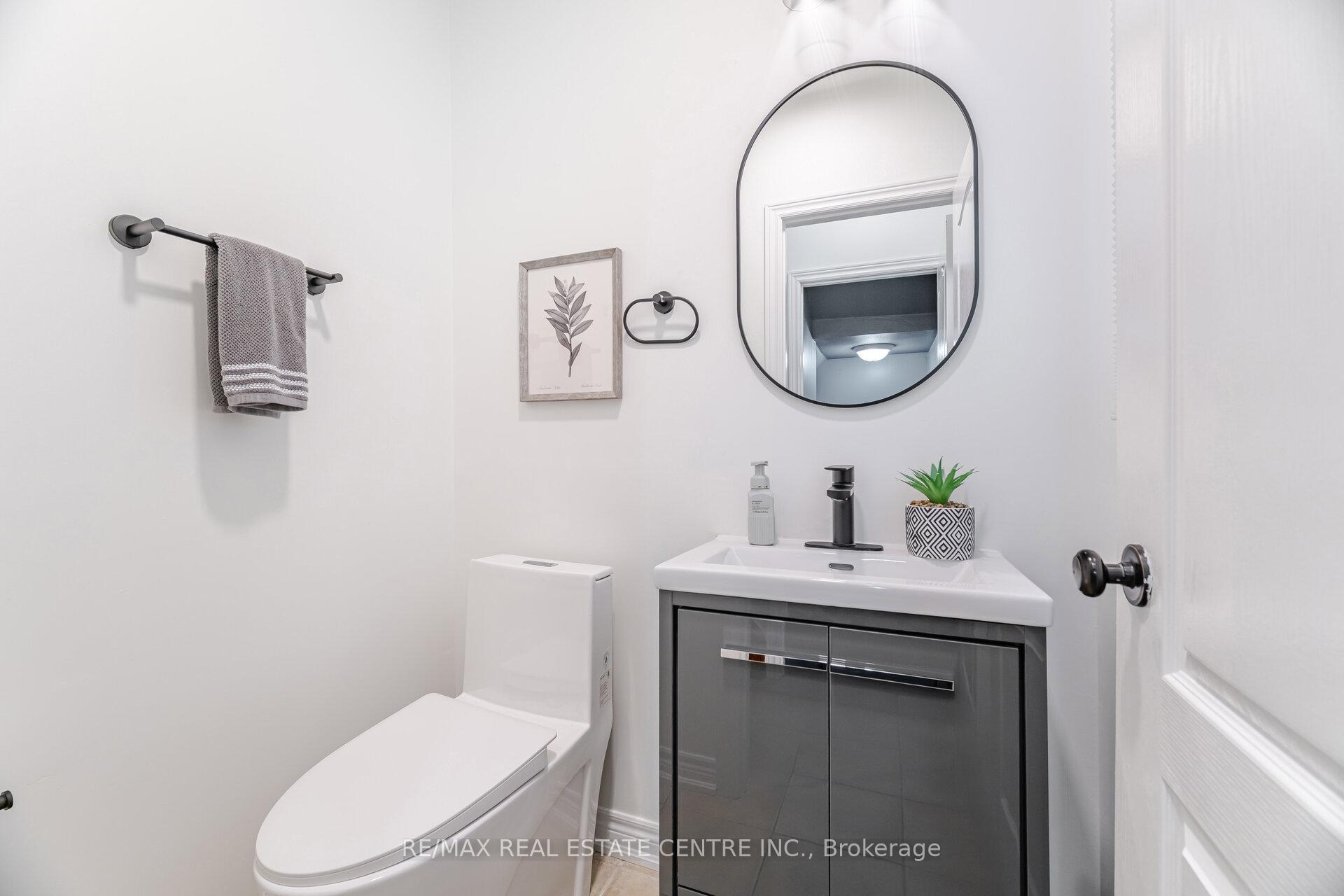 Photo 11 of 1046 Costigan Road, Milton, Clarke — HOMEH