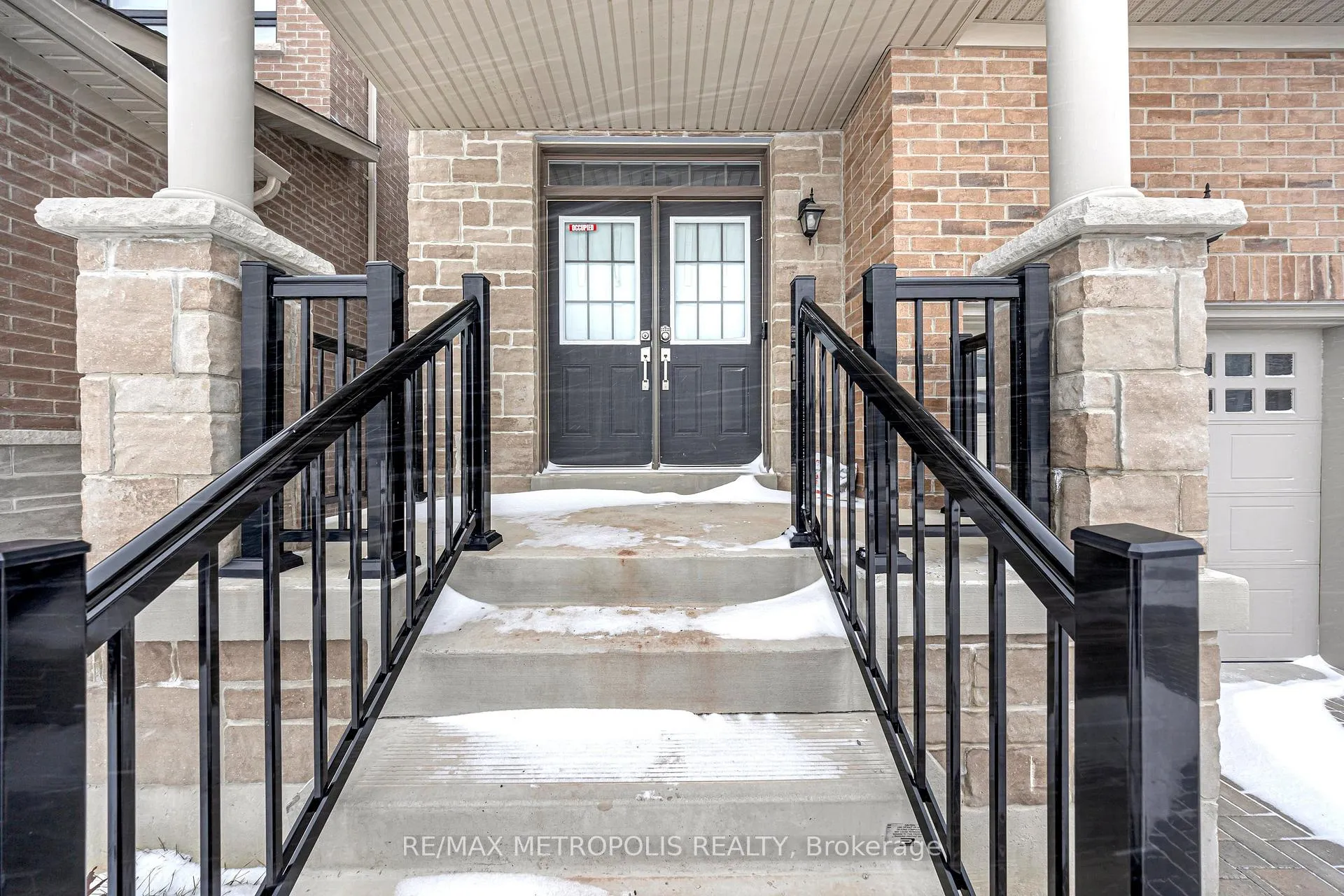 Photo 2 of 941 Rexton Drive, Oshawa, Kedron — HOMEH