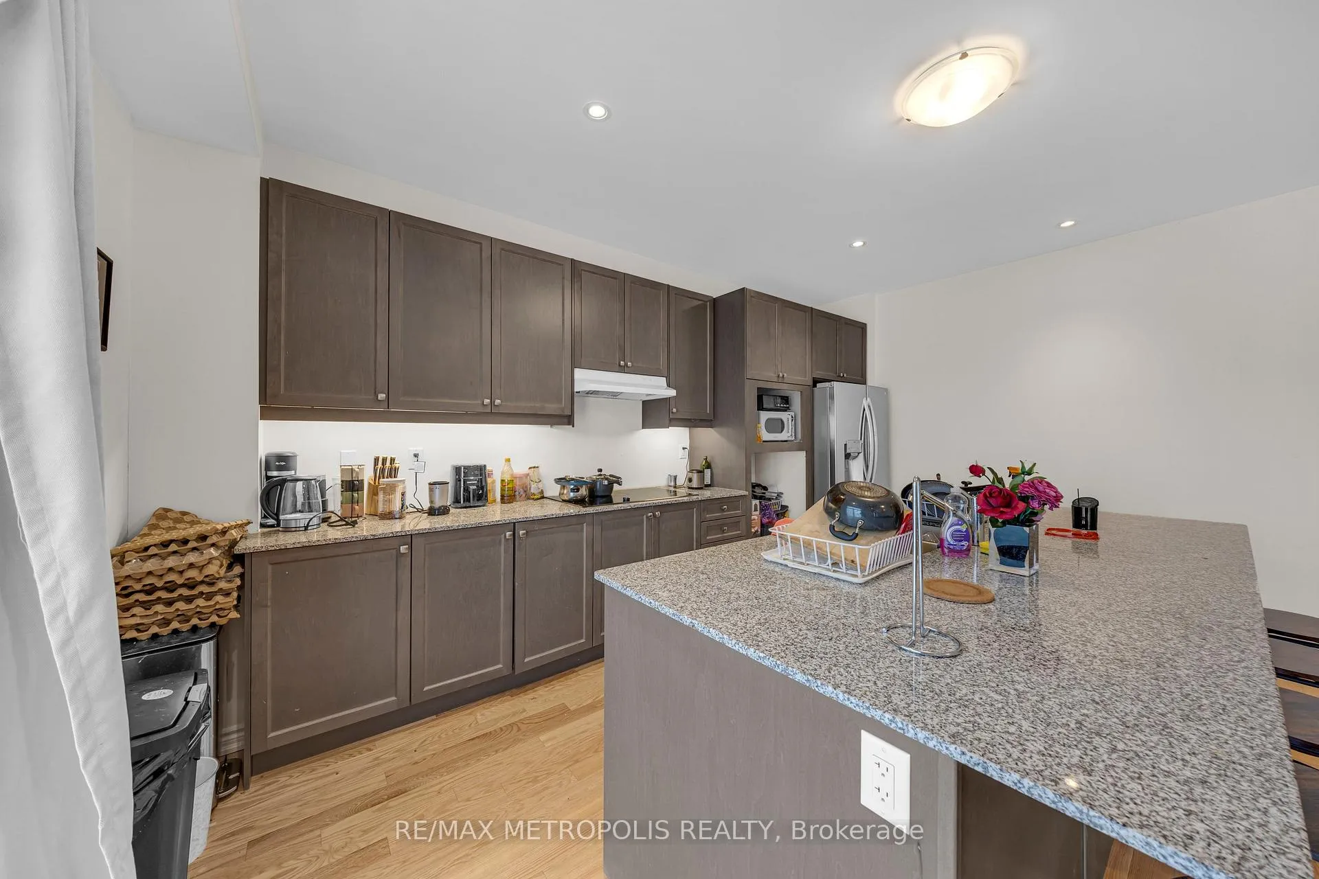 Photo 12 of 941 Rexton Drive, Oshawa, Kedron — HOMEH