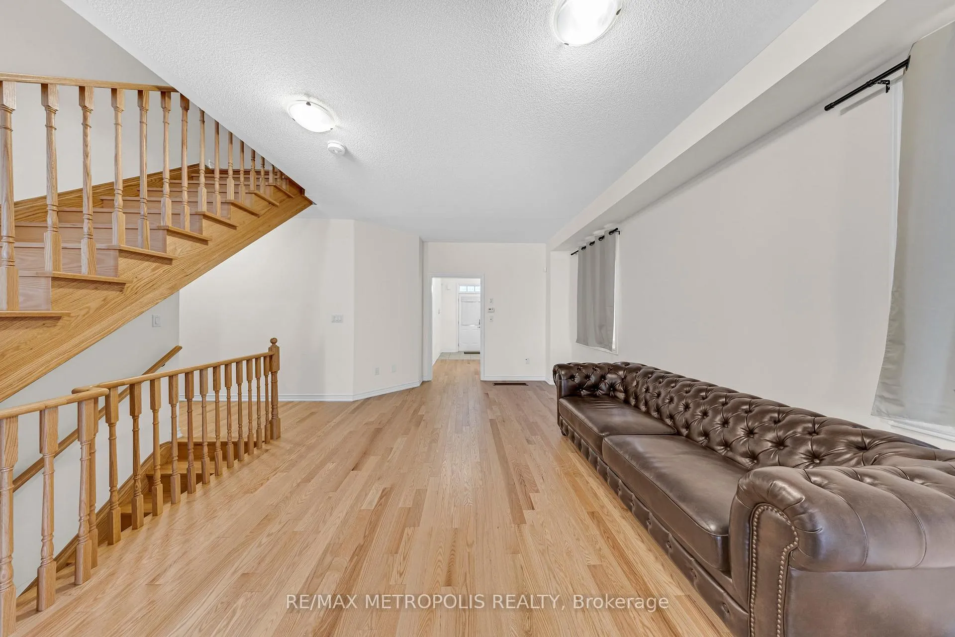 Photo 16 of 941 Rexton Drive, Oshawa, Kedron — HOMEH
