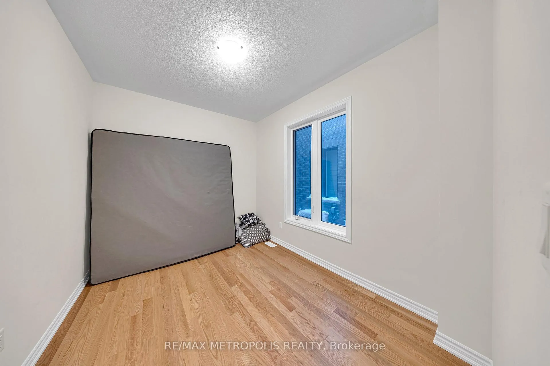 Photo 20 of 941 Rexton Drive, Oshawa, Kedron — HOMEH
