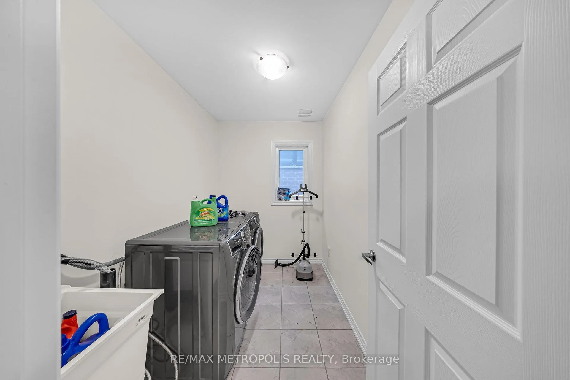 Photo 28 of 941 Rexton Drive, Oshawa, Kedron — HOMEH