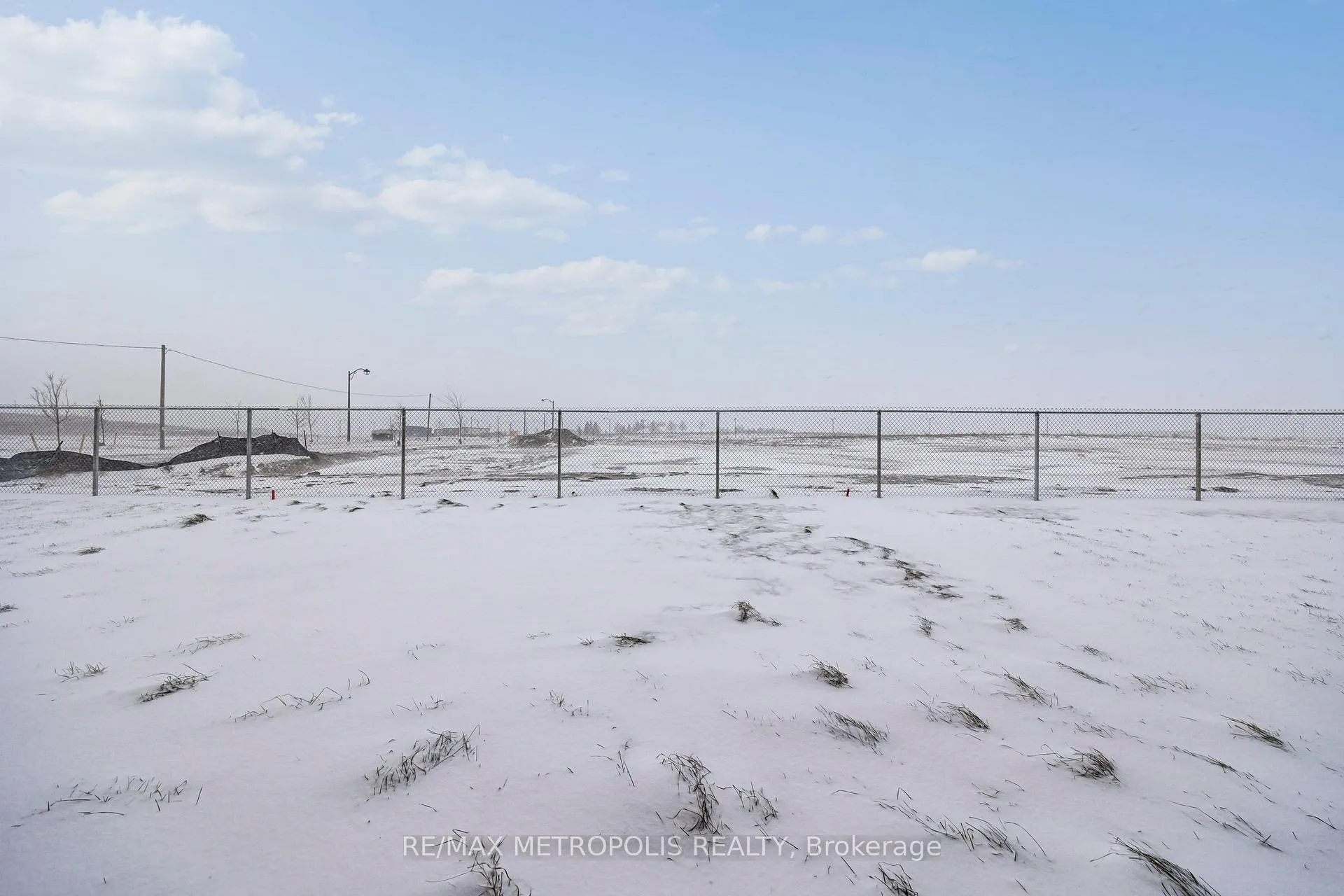 Photo 47 of 941 Rexton Drive, Oshawa, Kedron — HOMEH