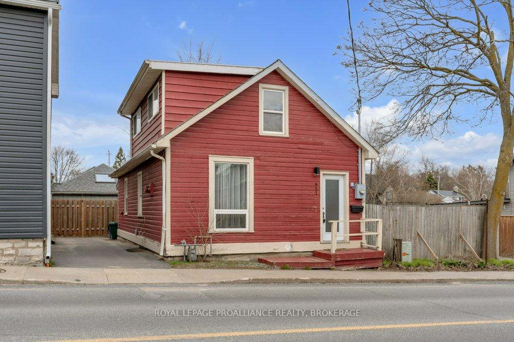 Photo 1 of 651 King Street W, Kingston, Central City West — HOMEH