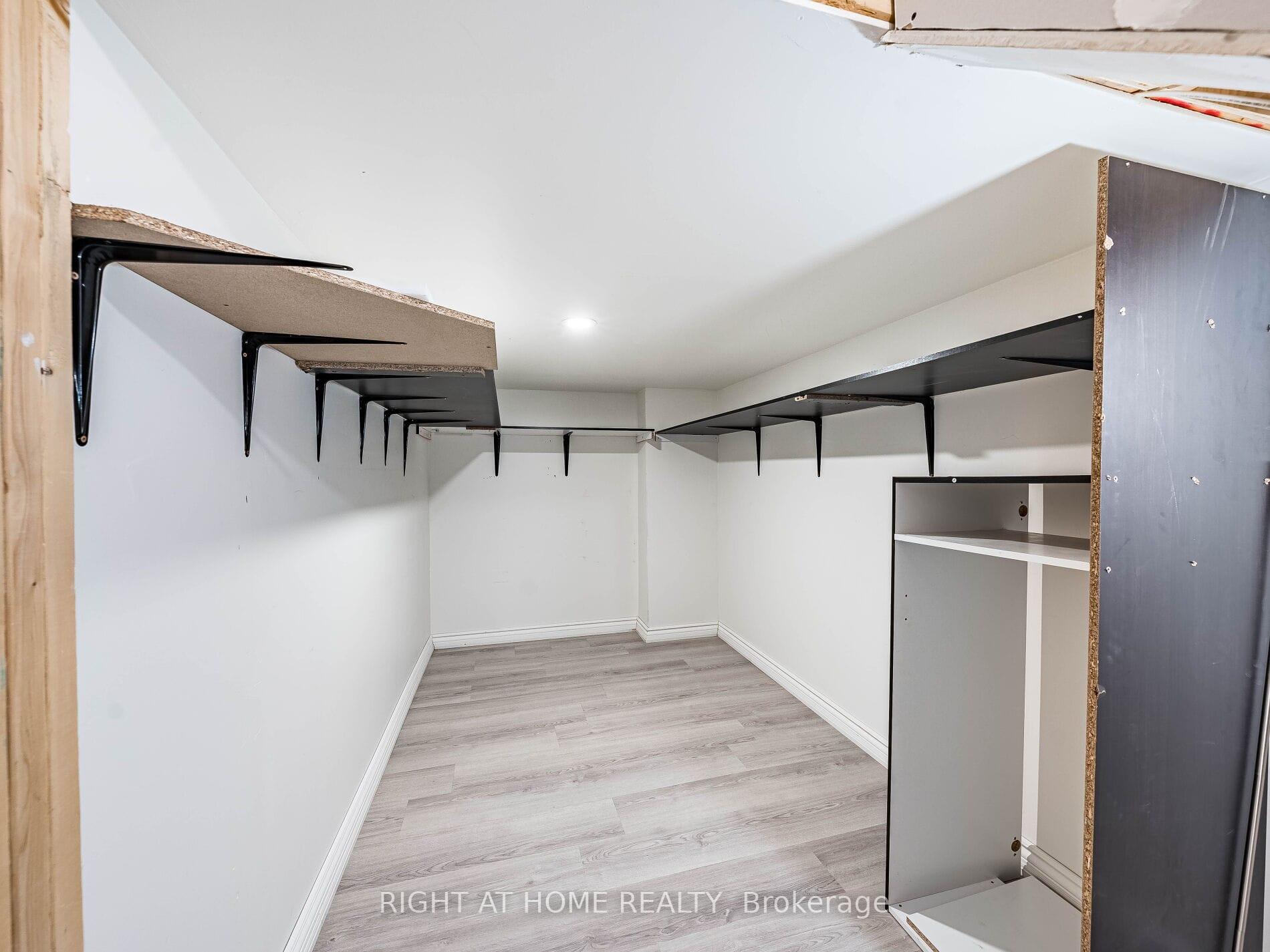 Photo 17 of Unit Lower Level Unit, 28 Pridham Place, New Tecumseth, Tottenham — HOMEH