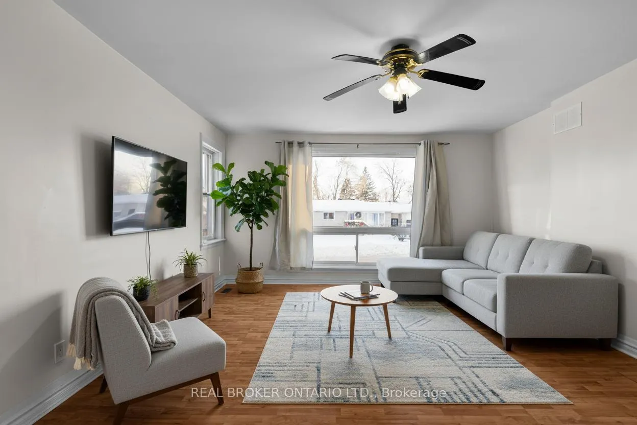 Photo 5 of 20 Rose Avenue, Orillia — HOMEH
