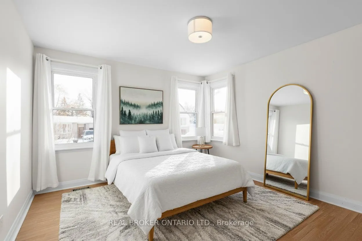 Photo 10 of 20 Rose Avenue, Orillia — HOMEH