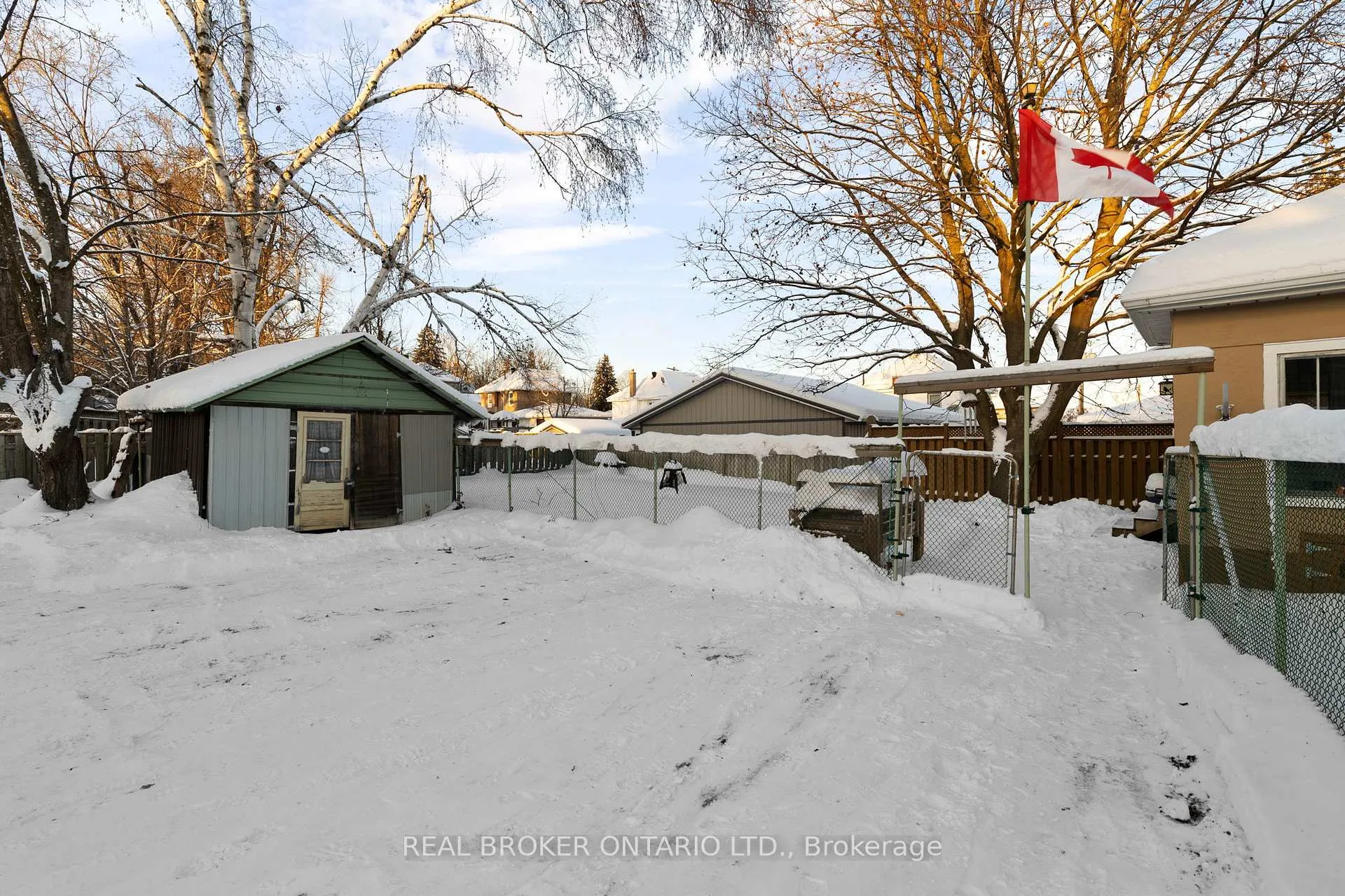 Photo 18 of 20 Rose Avenue, Orillia — HOMEH
