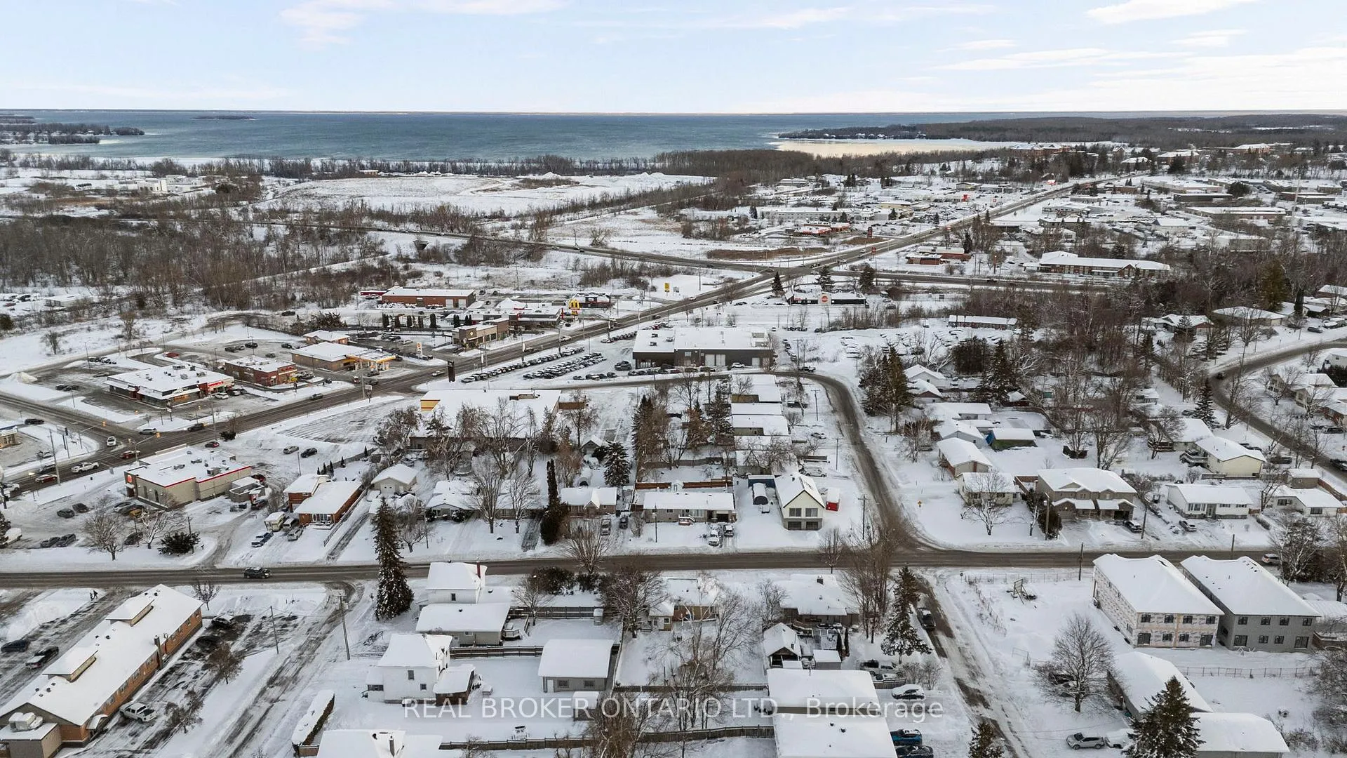 Photo 22 of 20 Rose Avenue, Orillia — HOMEH