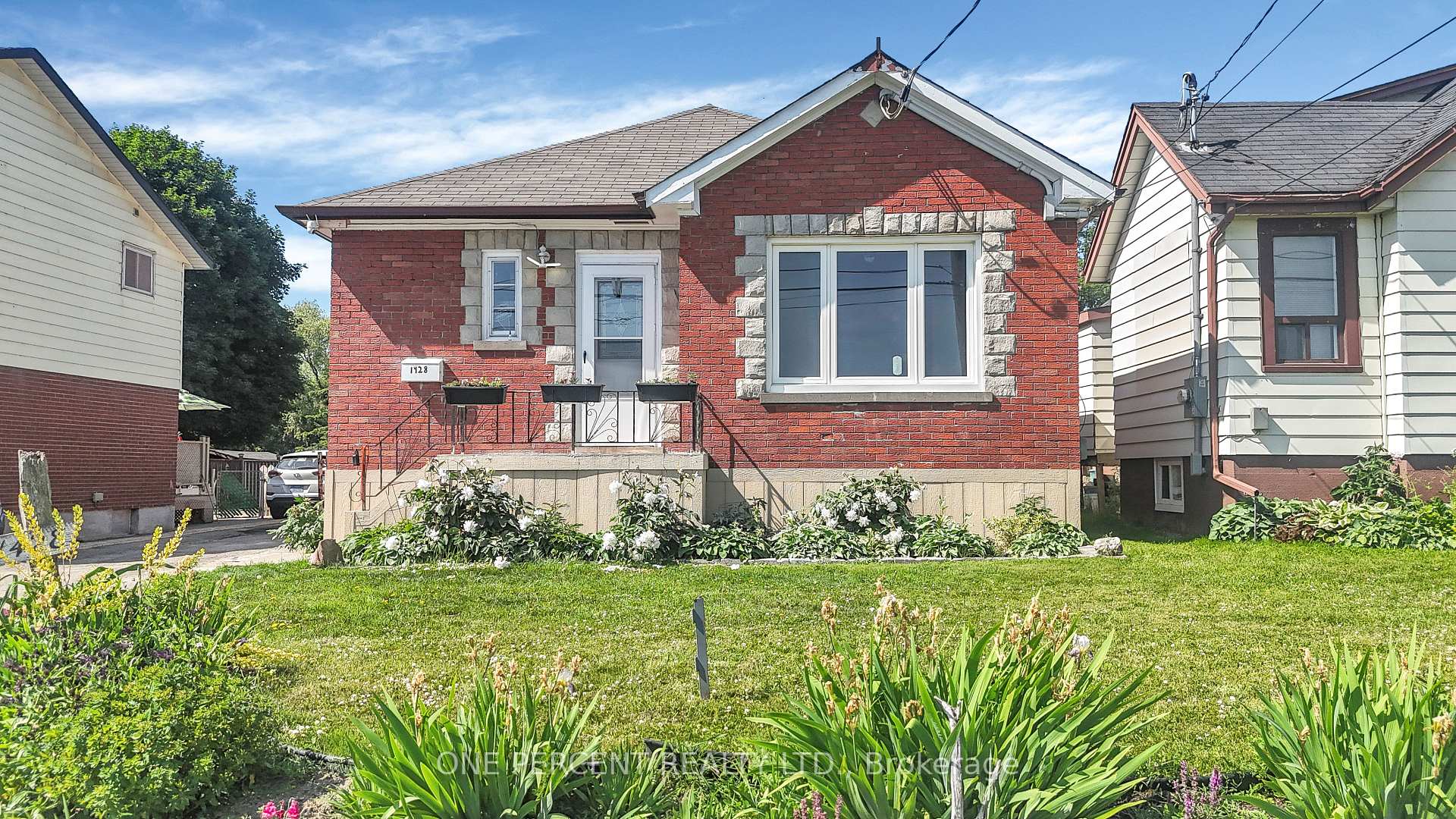 Photo 1 of 1428 Simcoe Street S, Oshawa, Lakeview — HOMEH