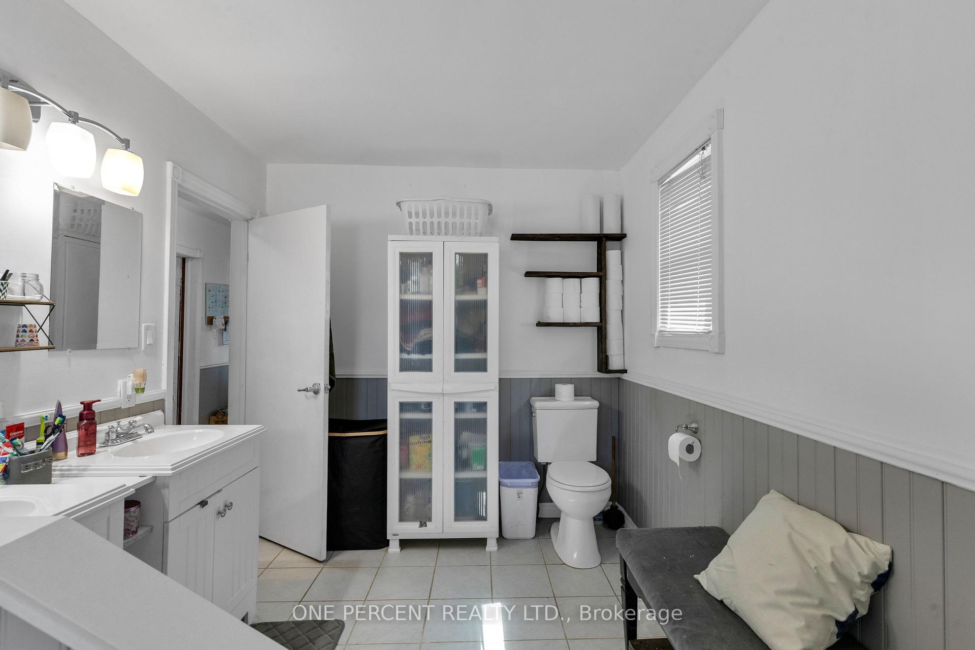 Photo 18 of 1428 Simcoe Street S, Oshawa, Lakeview — HOMEH
