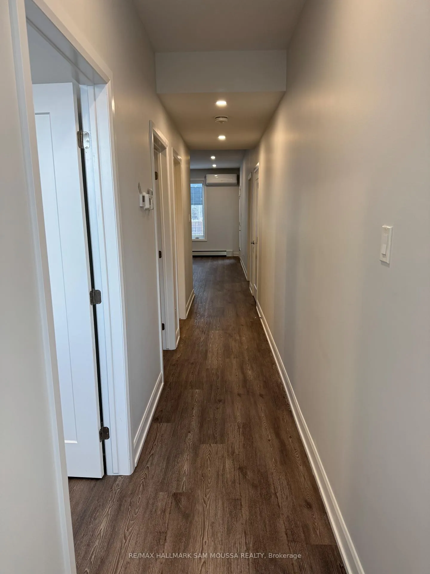 Photo 3 of Unit 4, 39 Senators Gate Drive, Perth — HOMEH