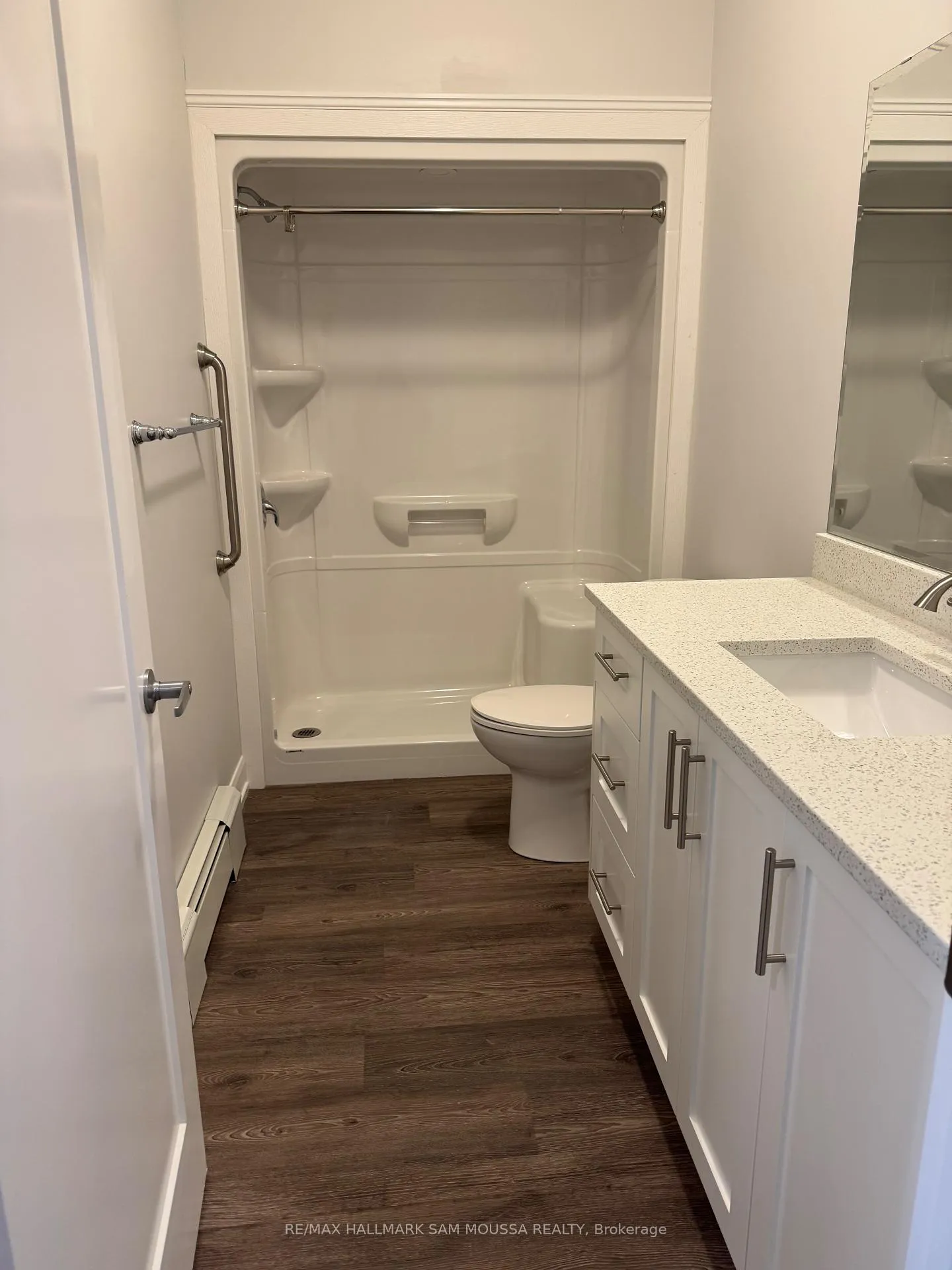 Photo 11 of Unit 4, 39 Senators Gate Drive, Perth — HOMEH