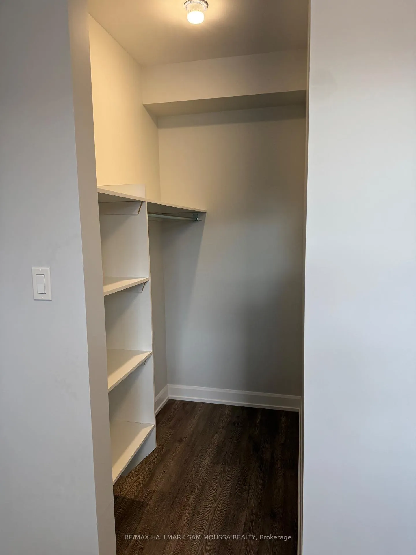 Photo 13 of Unit 4, 39 Senators Gate Drive, Perth — HOMEH