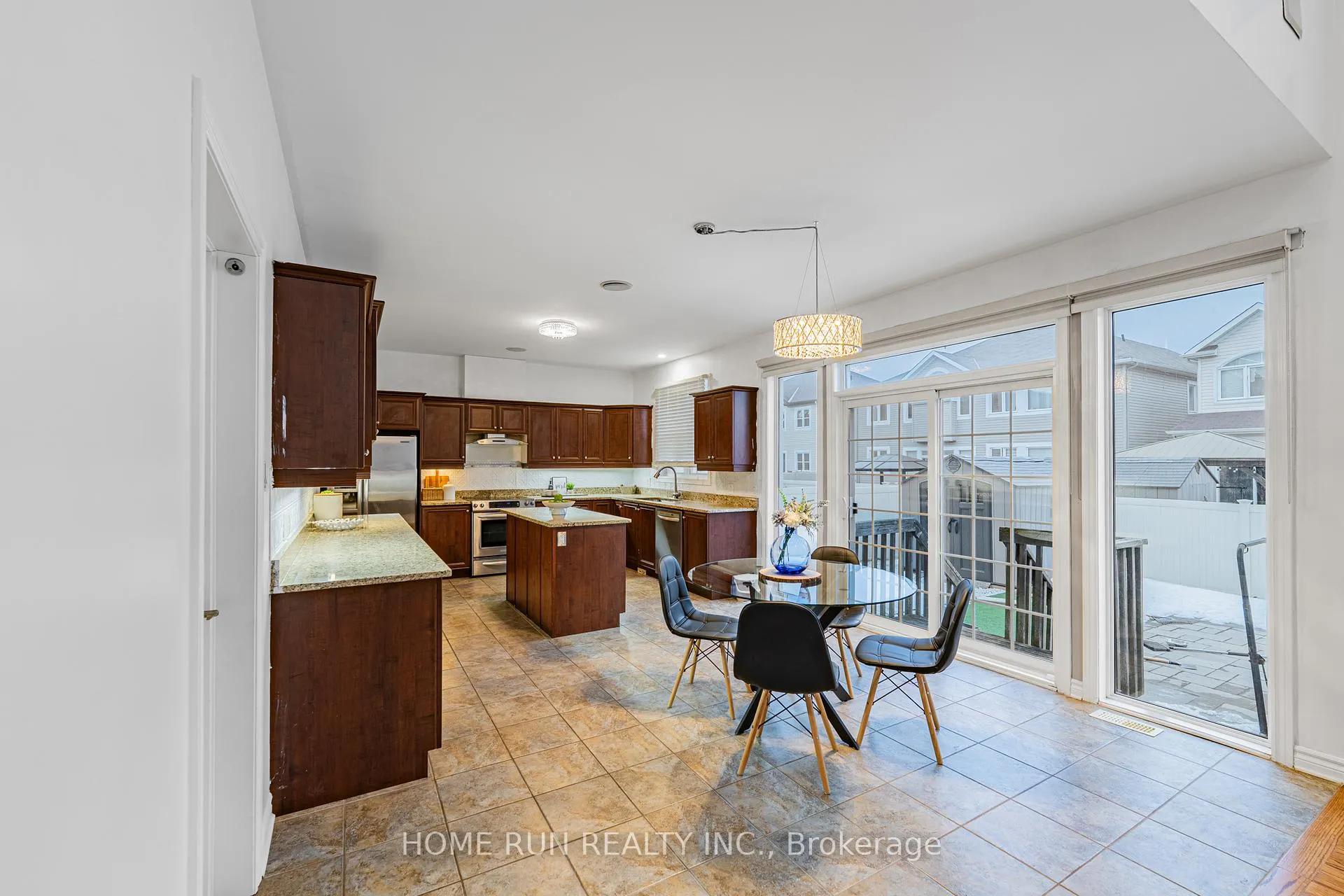 Photo 21 of 405 Tartaruga Lane, Ottawa, Barrhaven - Cedargrove/Fraserdale — HOMEH